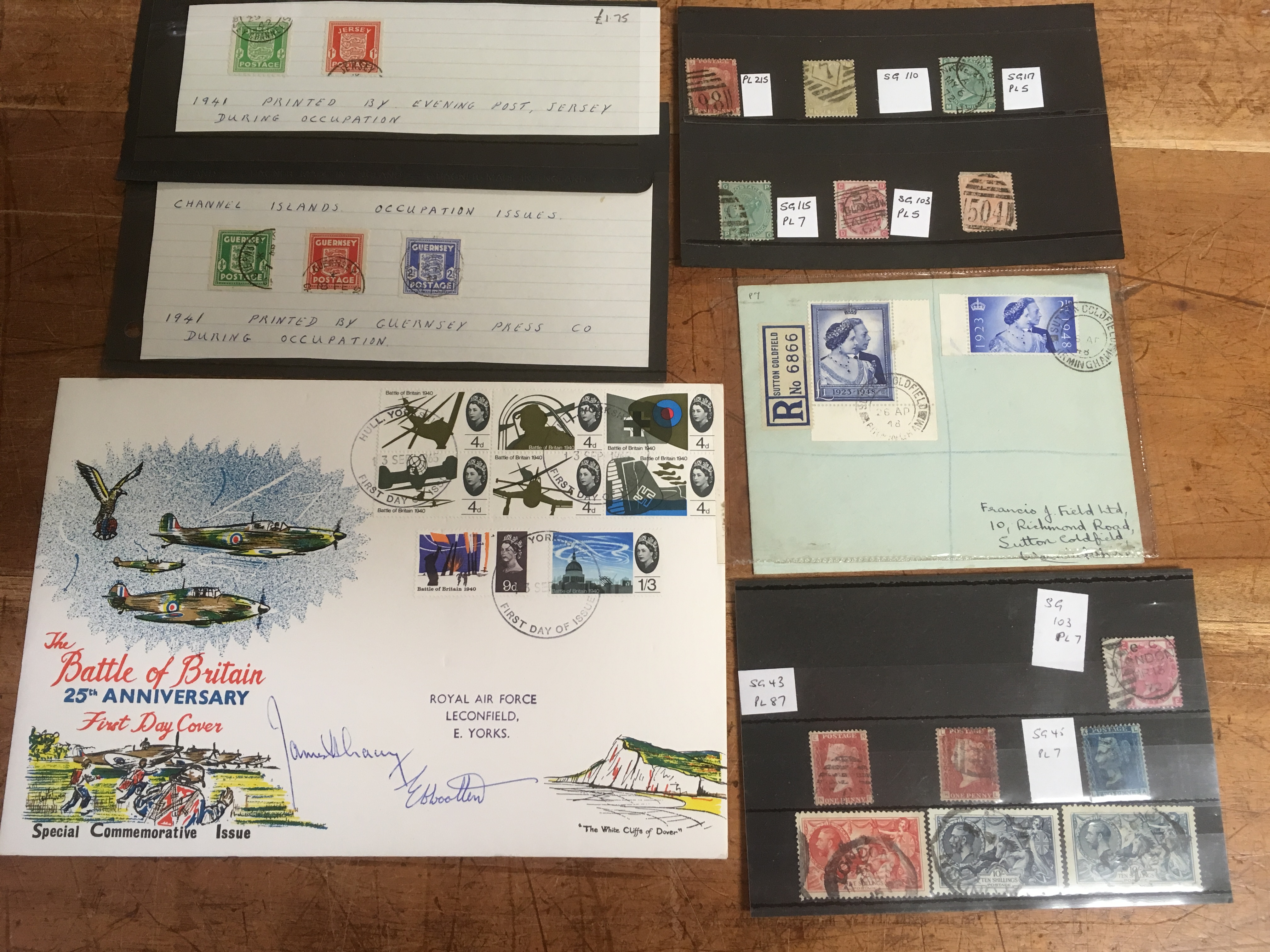GB: BOX VARIOUS WITH DECIMAL MINT COMMEMS, ALBUM OF QE2 1952-70 WITH EARLY PHOSPHORS OG,