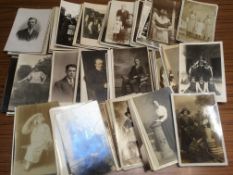 MIXED RP POSTCARDS SHOWING INDIVIDUAL AND FAMILY PORTRAITS (APPROX 195)