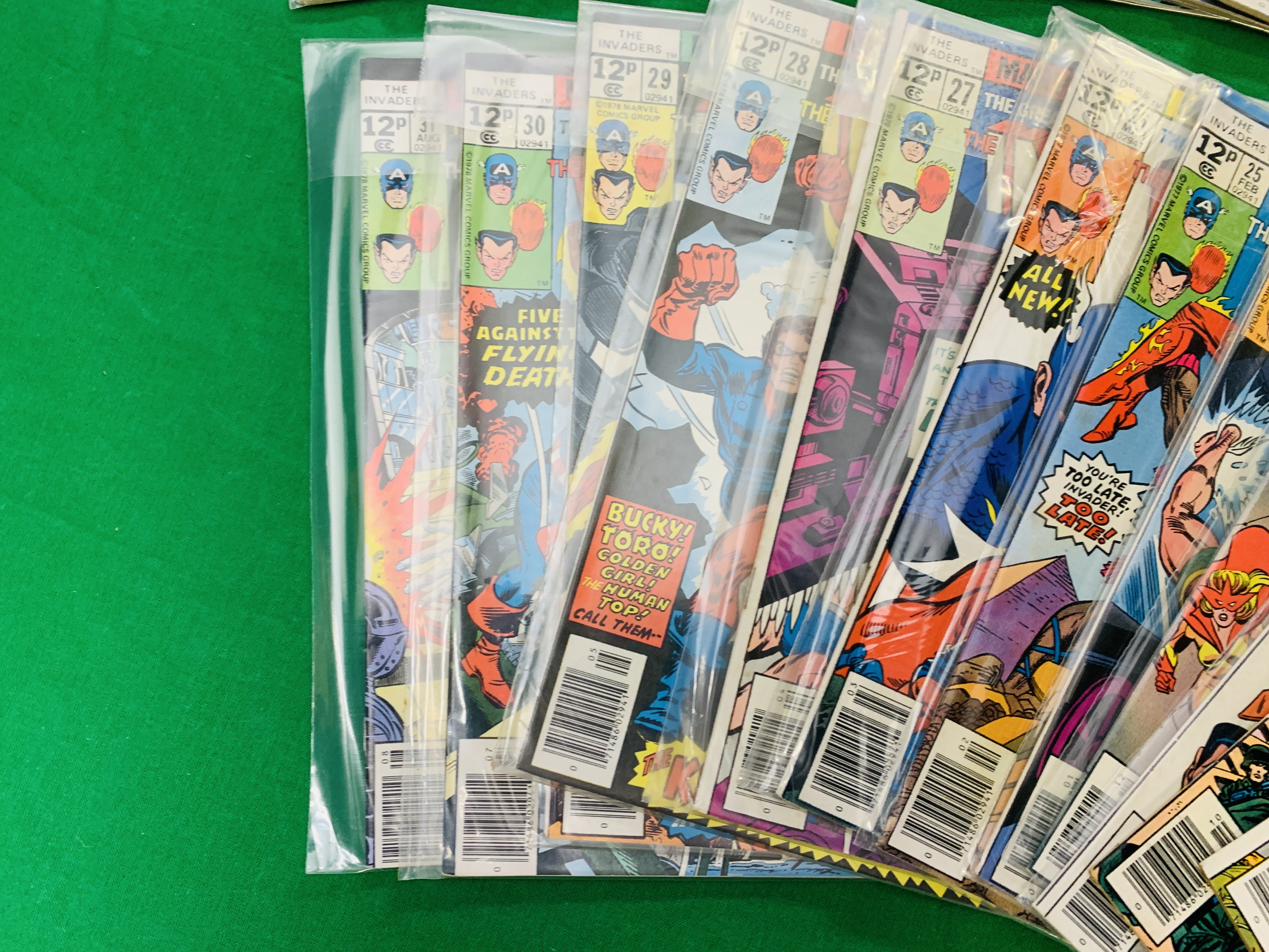 MARVEL COMICS THE INVADERS NO. 1 - 41 FROM 1975. FIRST APPEARANCE NO 7. - Image 10 of 12