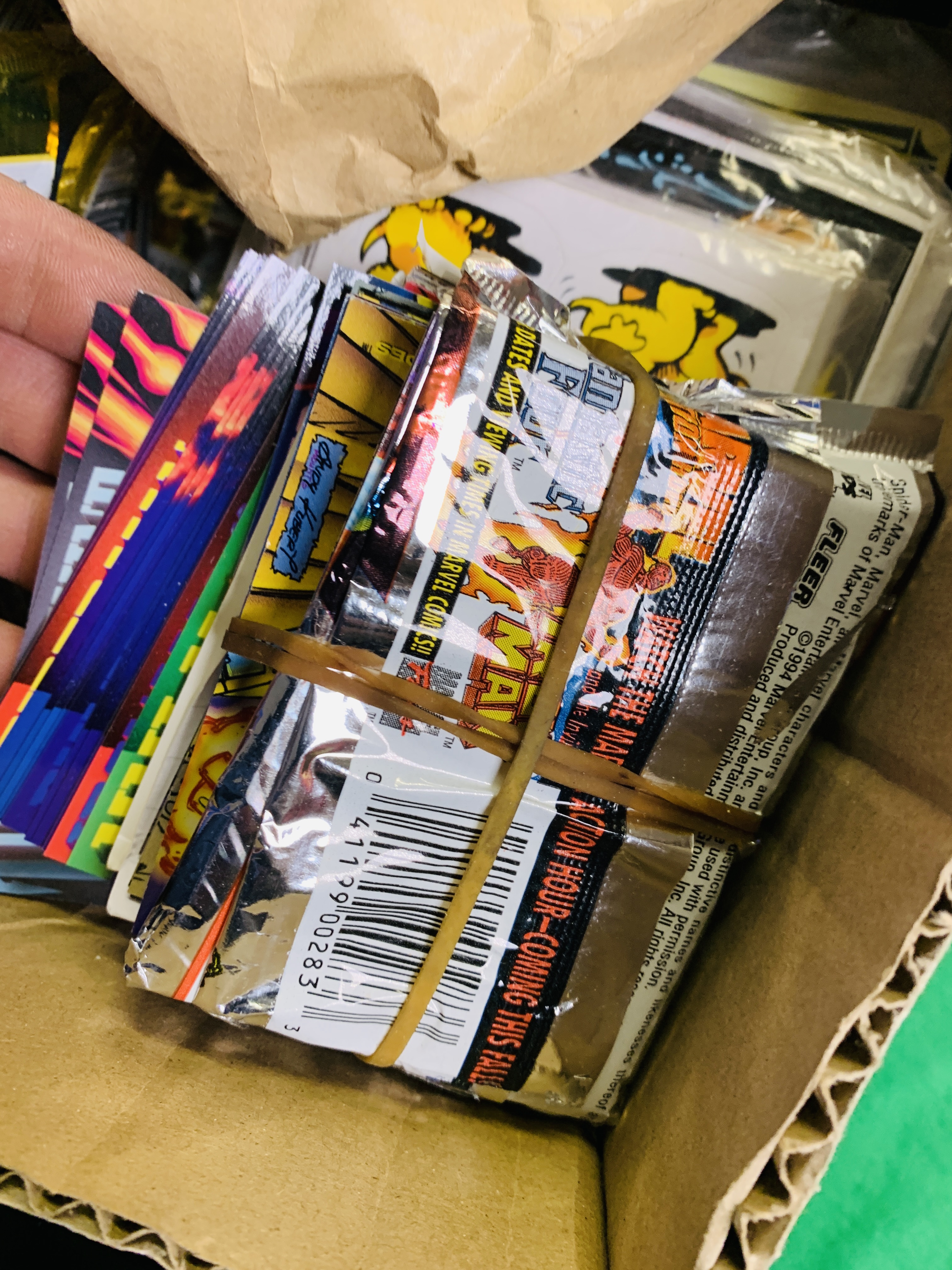 A BOX CONTAINING VARIOUS FREE GIFTS AND TOYS FROM COMICS AND MAGAZINES ALSO MERLIN BATMAN STICKERS, - Image 11 of 60