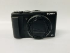 SONY CYBERSHOT DSC-HX50V DIGITAL CAMERA S/N 1067964 - SOLD AS SEEN.