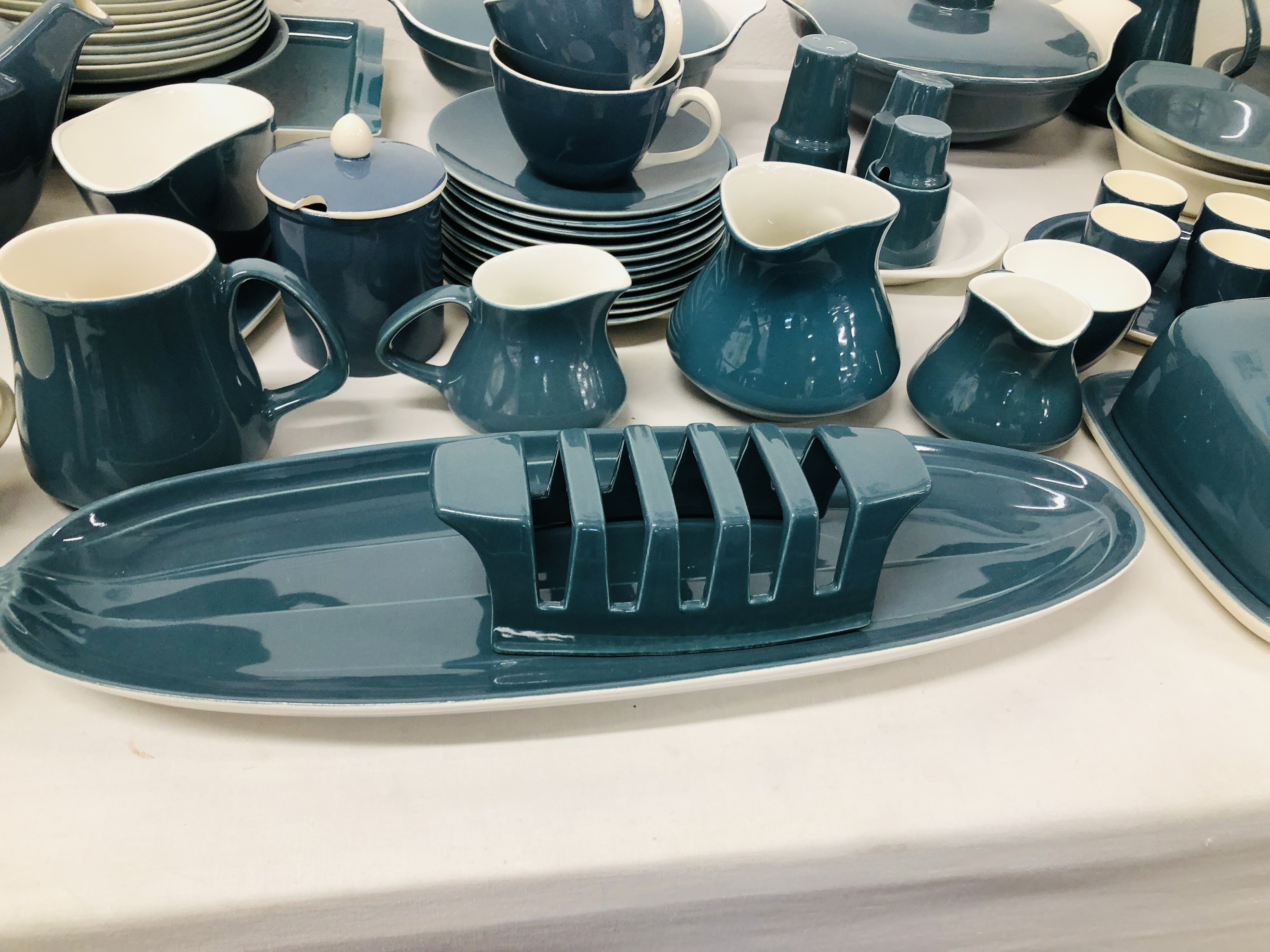 QTY OF TEAL BLUE POOLE TABLE WARE. - Image 8 of 14