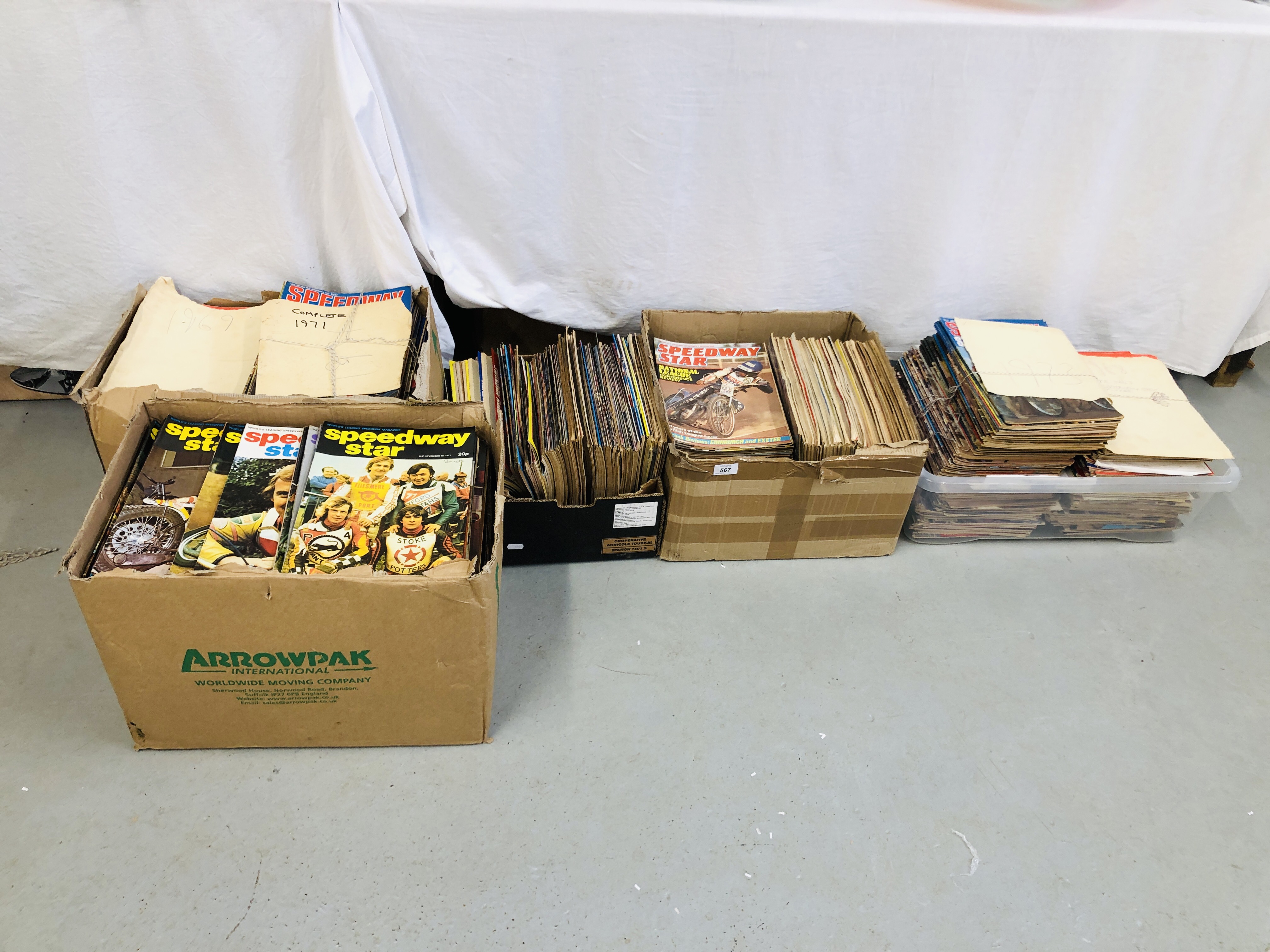 LARGE COLLECTION OF SPEEDWAY MAGAZINES TO INCLUDE 60'S,