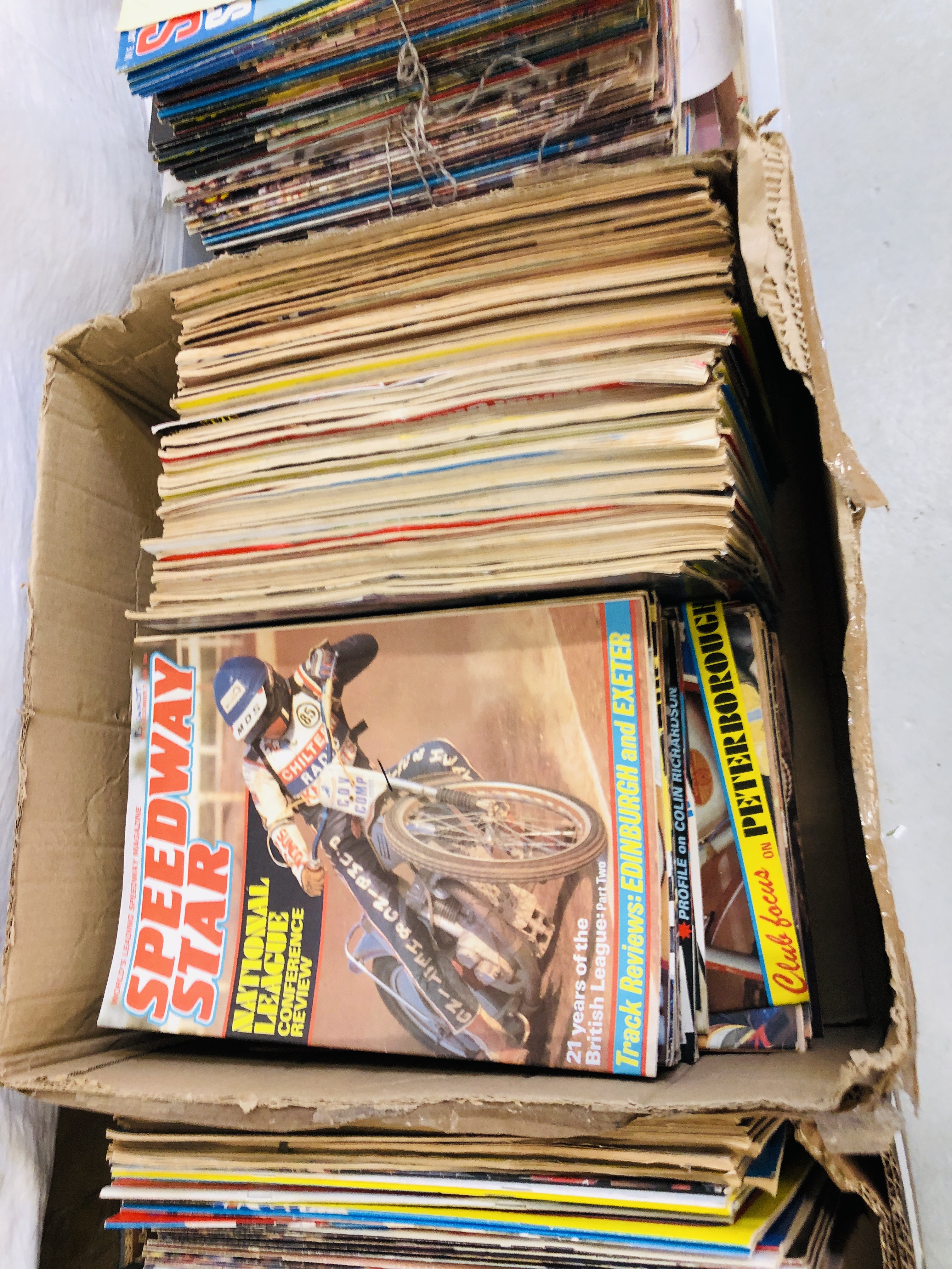 LARGE COLLECTION OF SPEEDWAY MAGAZINES TO INCLUDE 60'S, - Image 5 of 6