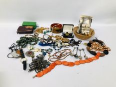 BOX OF ASSORTED COSTUME AND VINTAGE JEWELLERY AND BEADS TO INCLUDE MICRO MOSAIC CROSS AND BROOCH