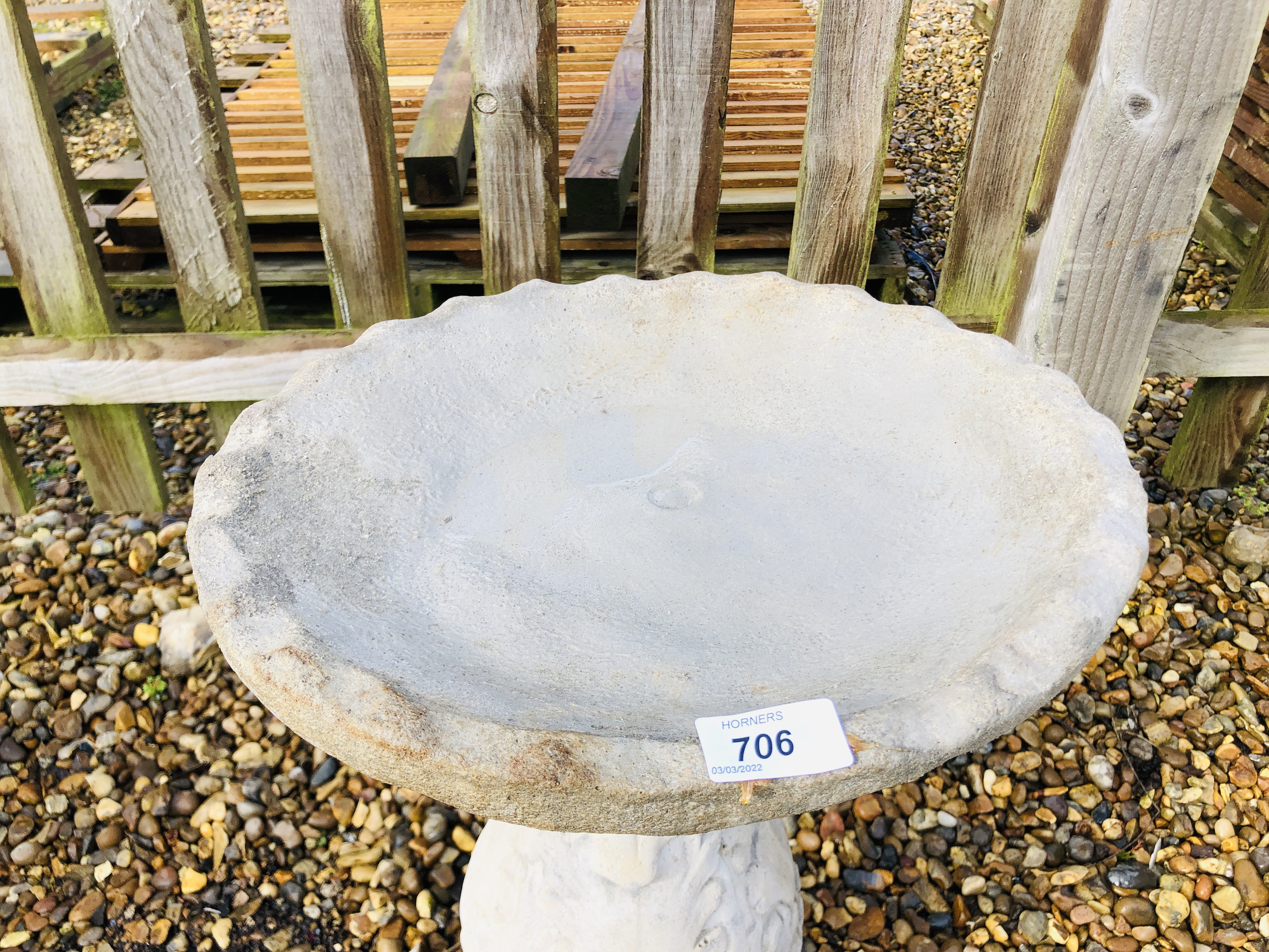 A STONEWORK BIRD BATH, THE BALUSTER SUPPORT WITH FOLIAGE DESIGN - HEIGHT 60CM. - Image 3 of 3