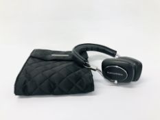 A PAIR OF BOWERS & WILKINS P5 BLUETOOTH HEADPHONES COMPLETE WITH BOWERS & WILKINS QUILTED CASE - NO