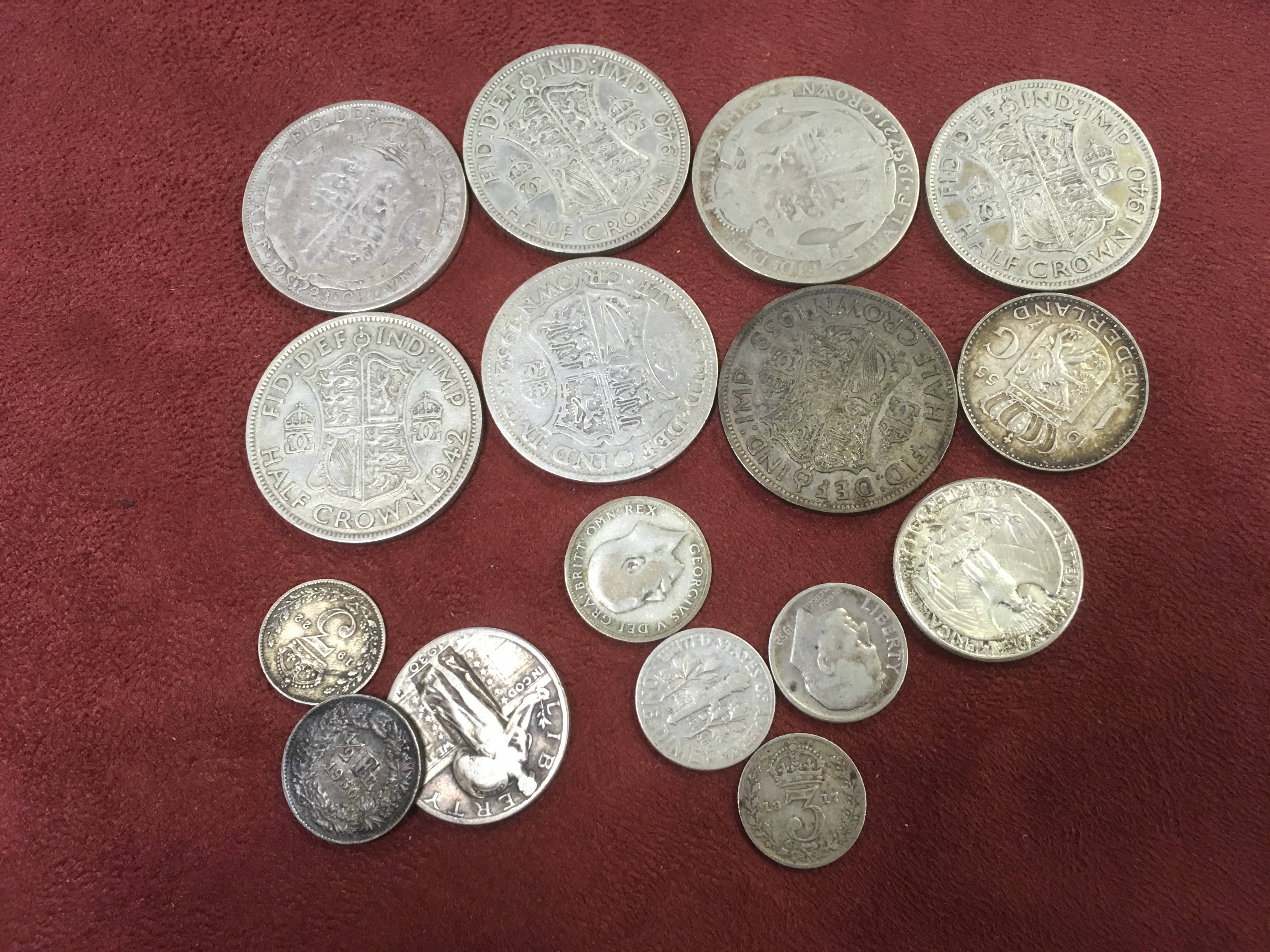 SMALL BOX MIXED COINS, A FEW SILVER, ALSO FEW BANKNOTES. - Image 3 of 3