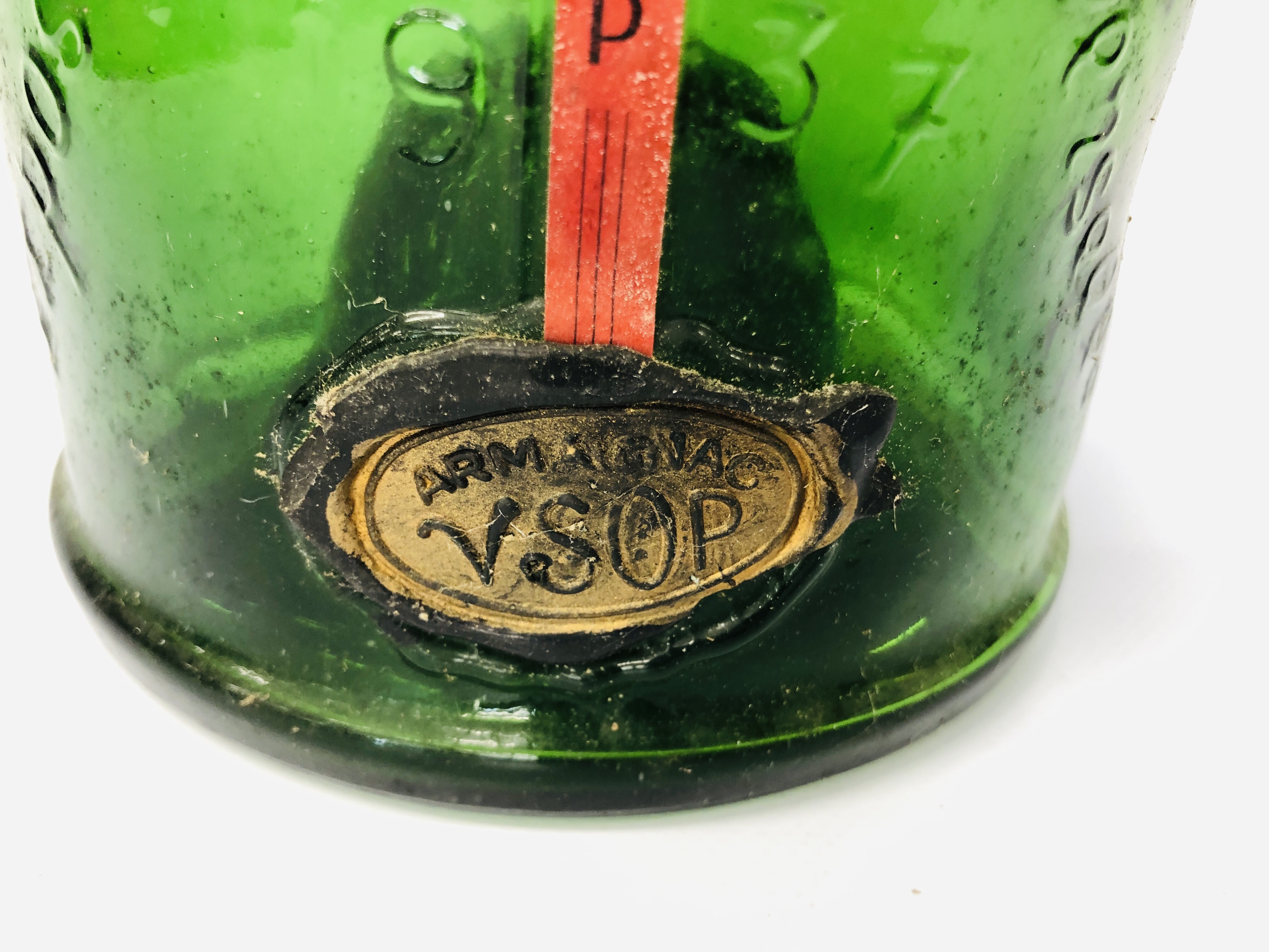 VINTAGE GREEN GLASS BOTTLE ST VIVANT ARMAGNAC 1937 (EMPTY) - Image 2 of 6