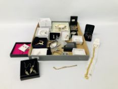 BOX OF ASSORTED MODERN BOXED JEWELLERY MANY IN ORIGINAL GIFT BOXES