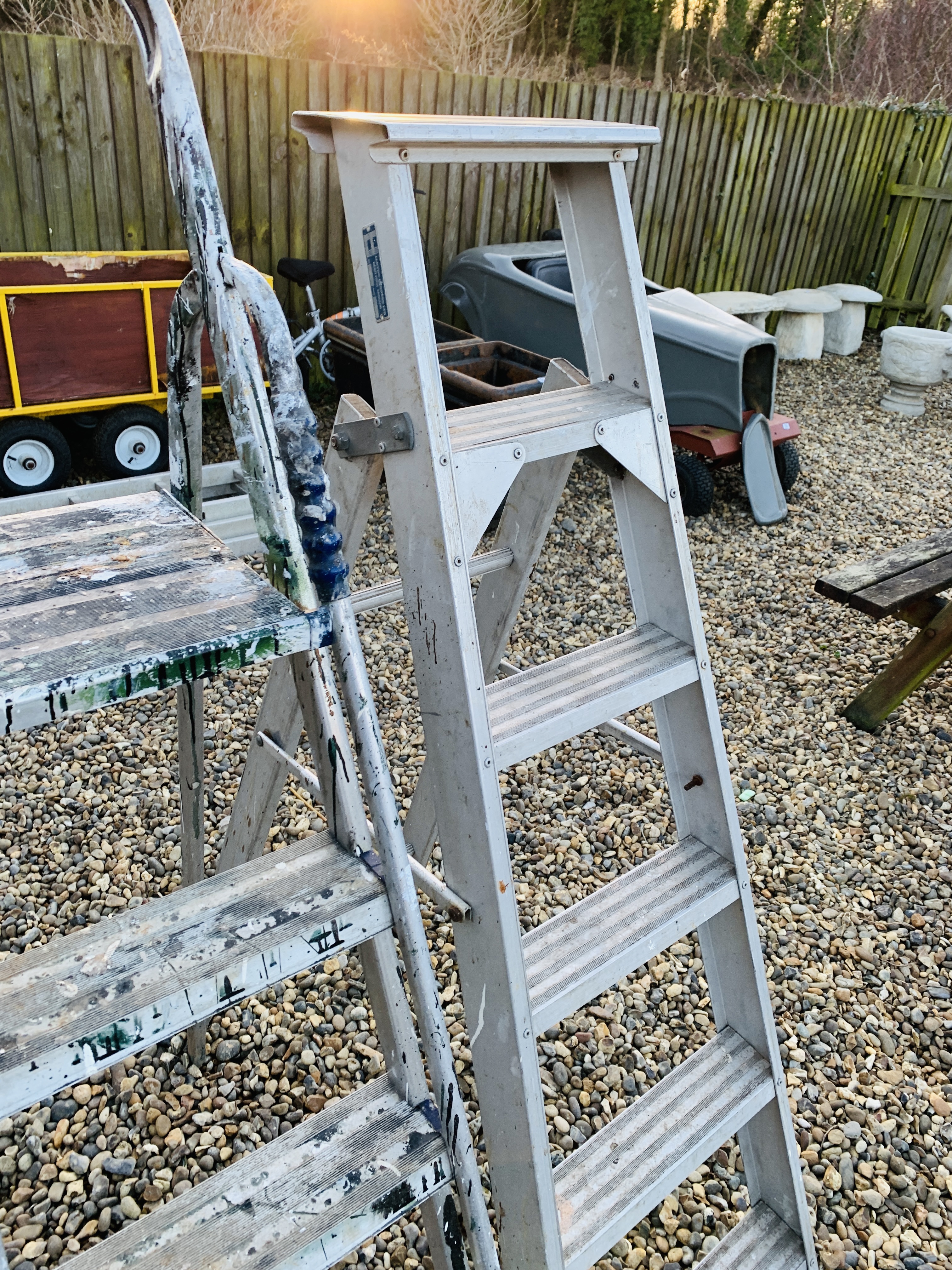 TWO SETS OF FOLDING ALUMINIUM STEPS. - Image 4 of 4