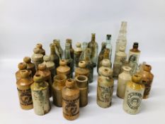 COLLECTION OF VINTAGE GLASS AND STONEWARE GINGER BEER BOTTLES TO INCLUDE STEWARD AND PATTESON