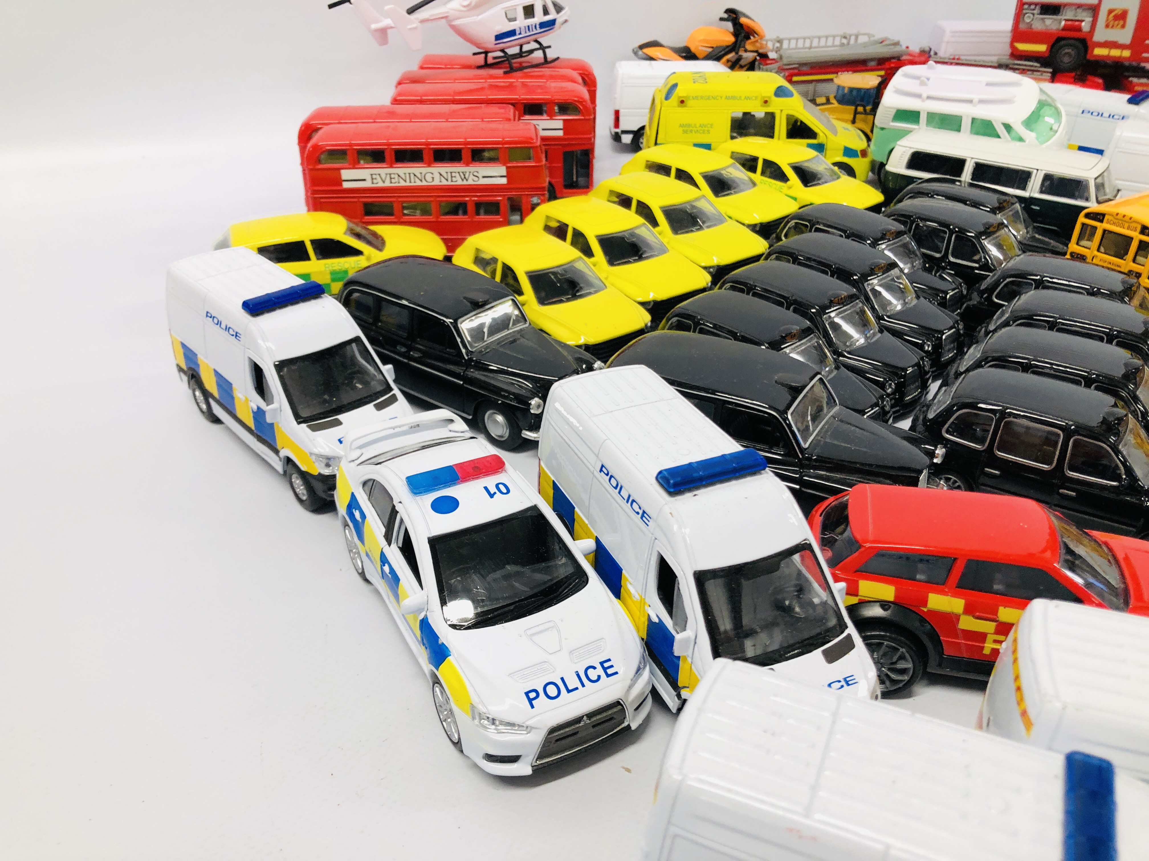 2 BOXES OF ASSORTED MAINLY DIE-CAST MODEL VEHICLES TO INCLUDE ADVERTISING VANS, FIRE ENGINES, - Image 3 of 10