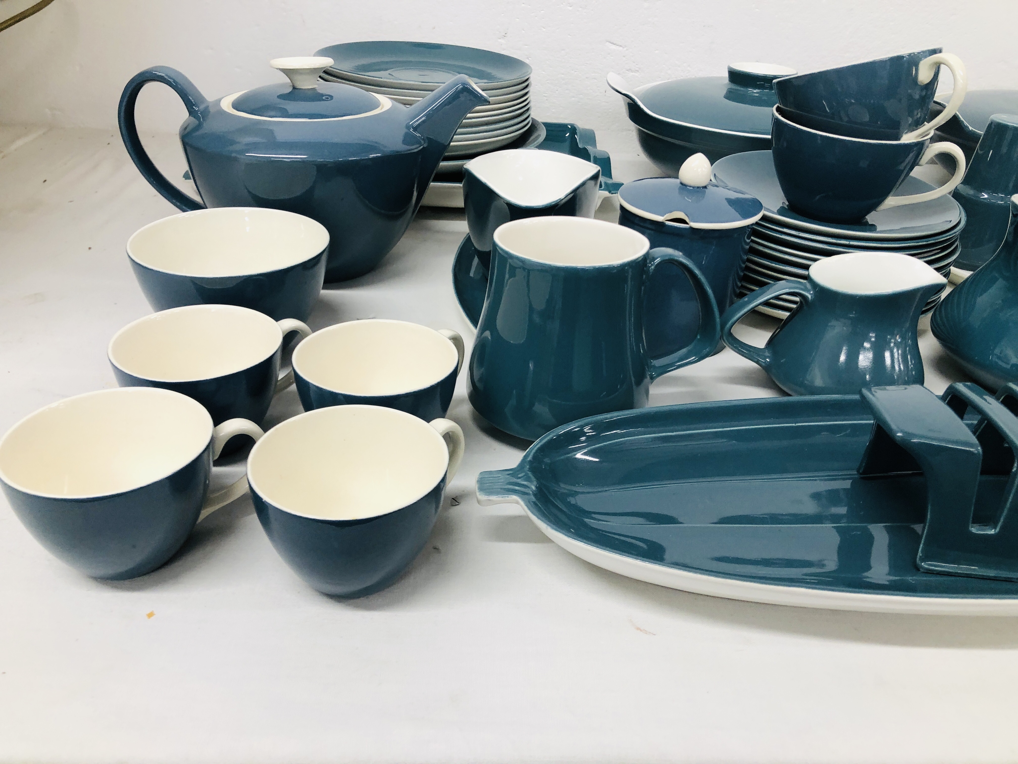 QTY OF TEAL BLUE POOLE TABLE WARE. - Image 2 of 14