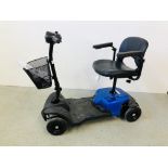 A MINI ELECTRIC COLLAPSIBLE MOBILITY SCOOTER COMPLETE WITH KEY,