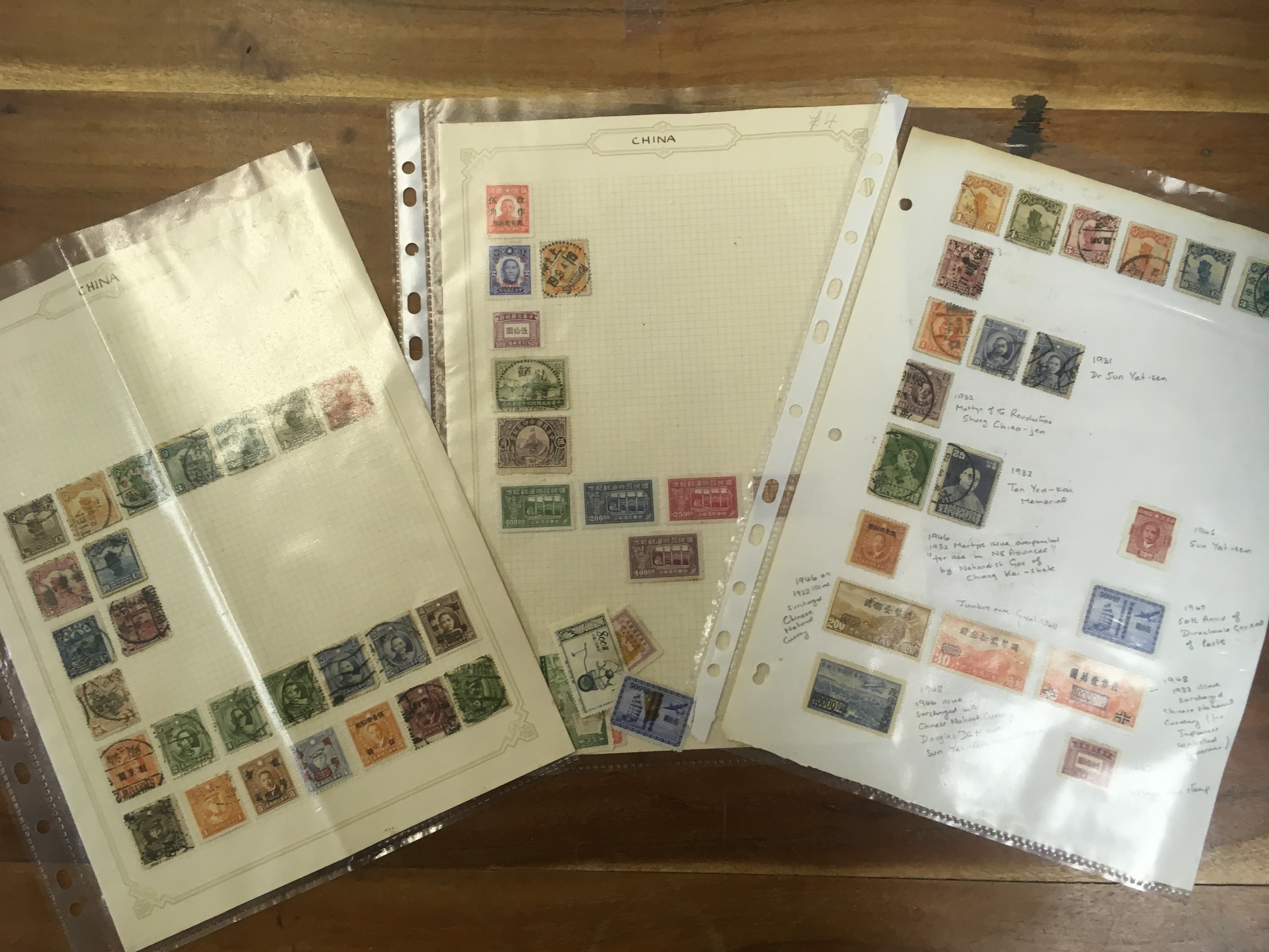 BOX WITH OLD TIME STAMP COLLECTIONS IN THREE ALBUMS AND ON LEAVES, CHINA, USA ETC. - Image 2 of 6