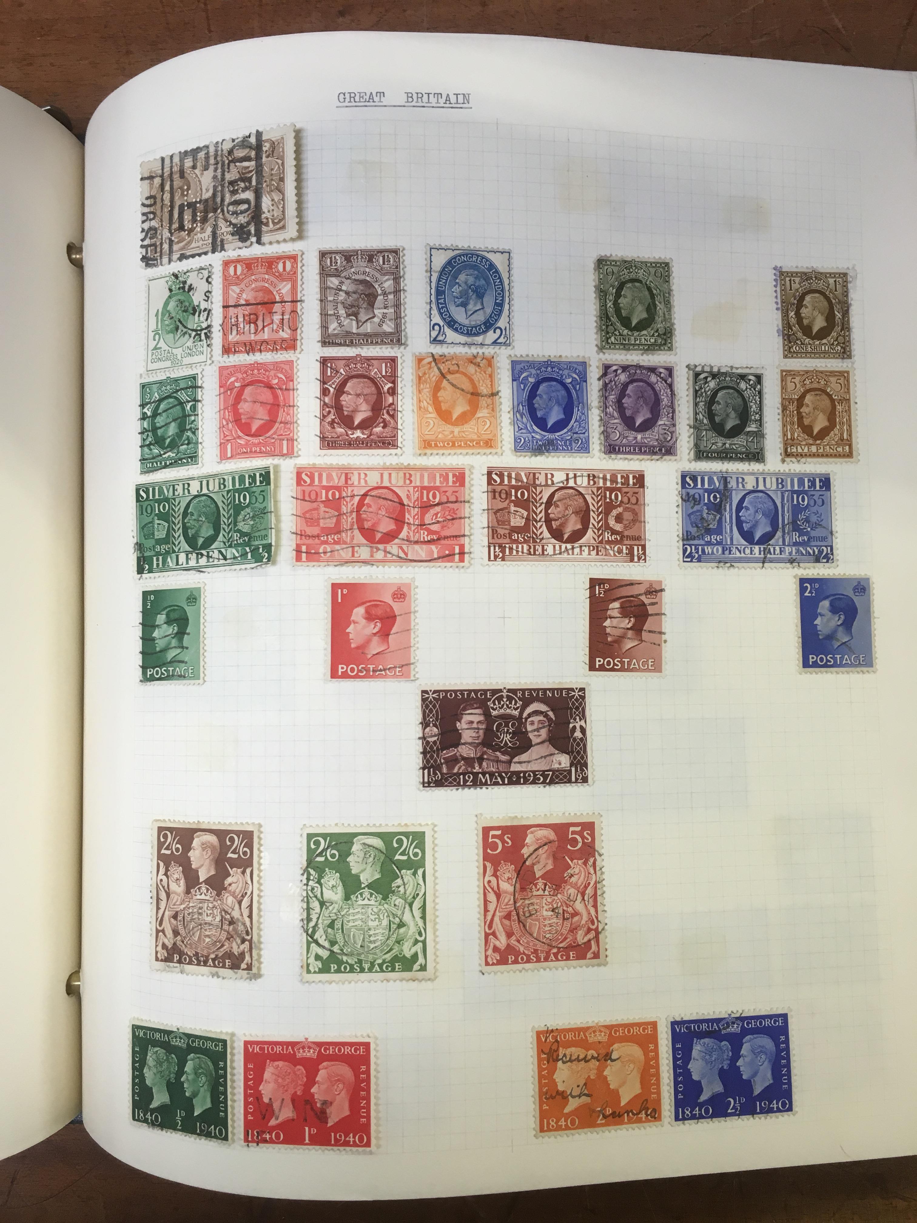 BOX WITH ALL WORLD STAMP COLLECTION IN FOUR "DEVON" ALBUMS ALSO CATALOGUES ETC. - Image 2 of 6