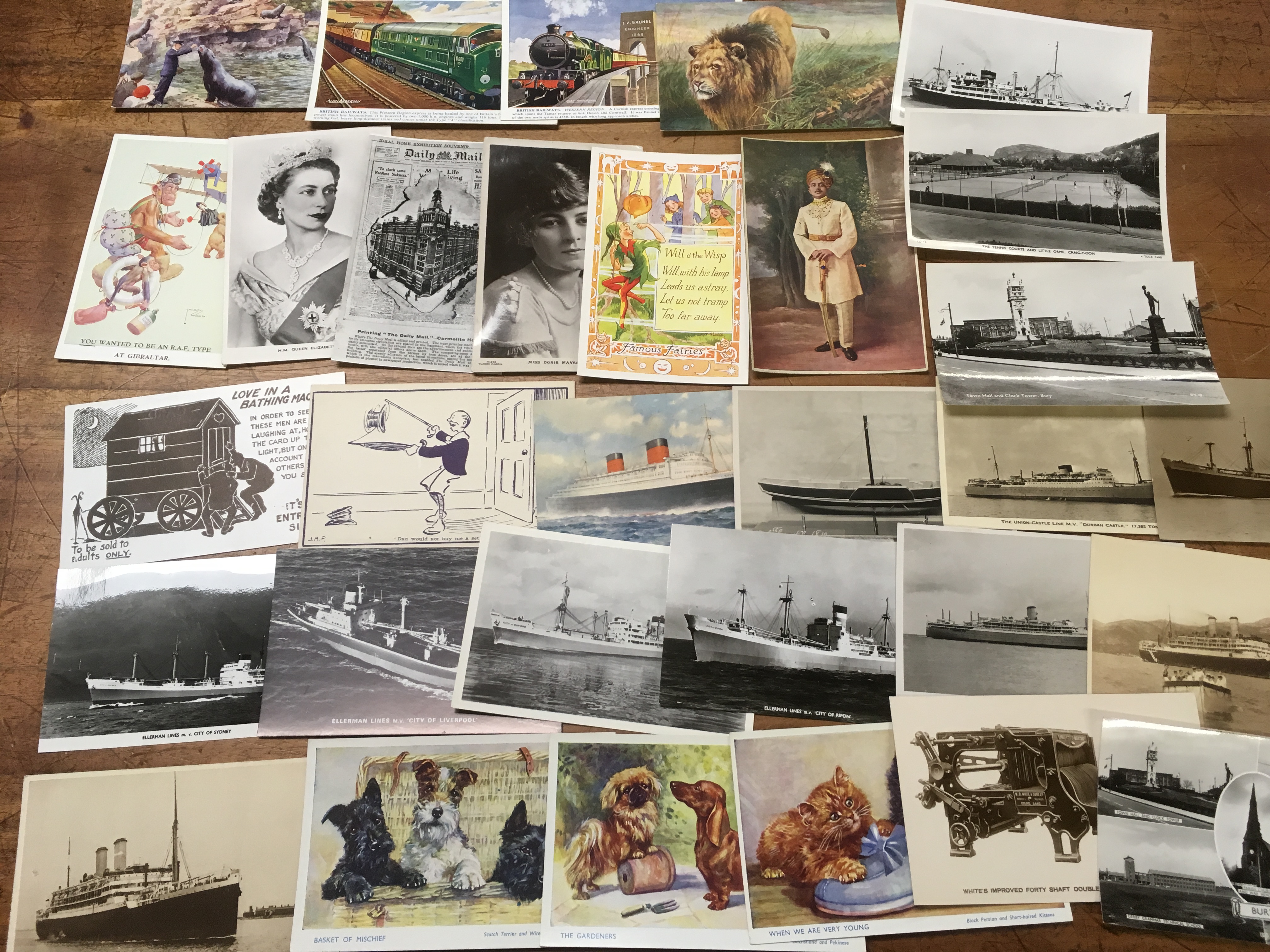 BOX OF OLD POSTCARDS, GREETINGS, SHIPS ETC. - Image 2 of 2
