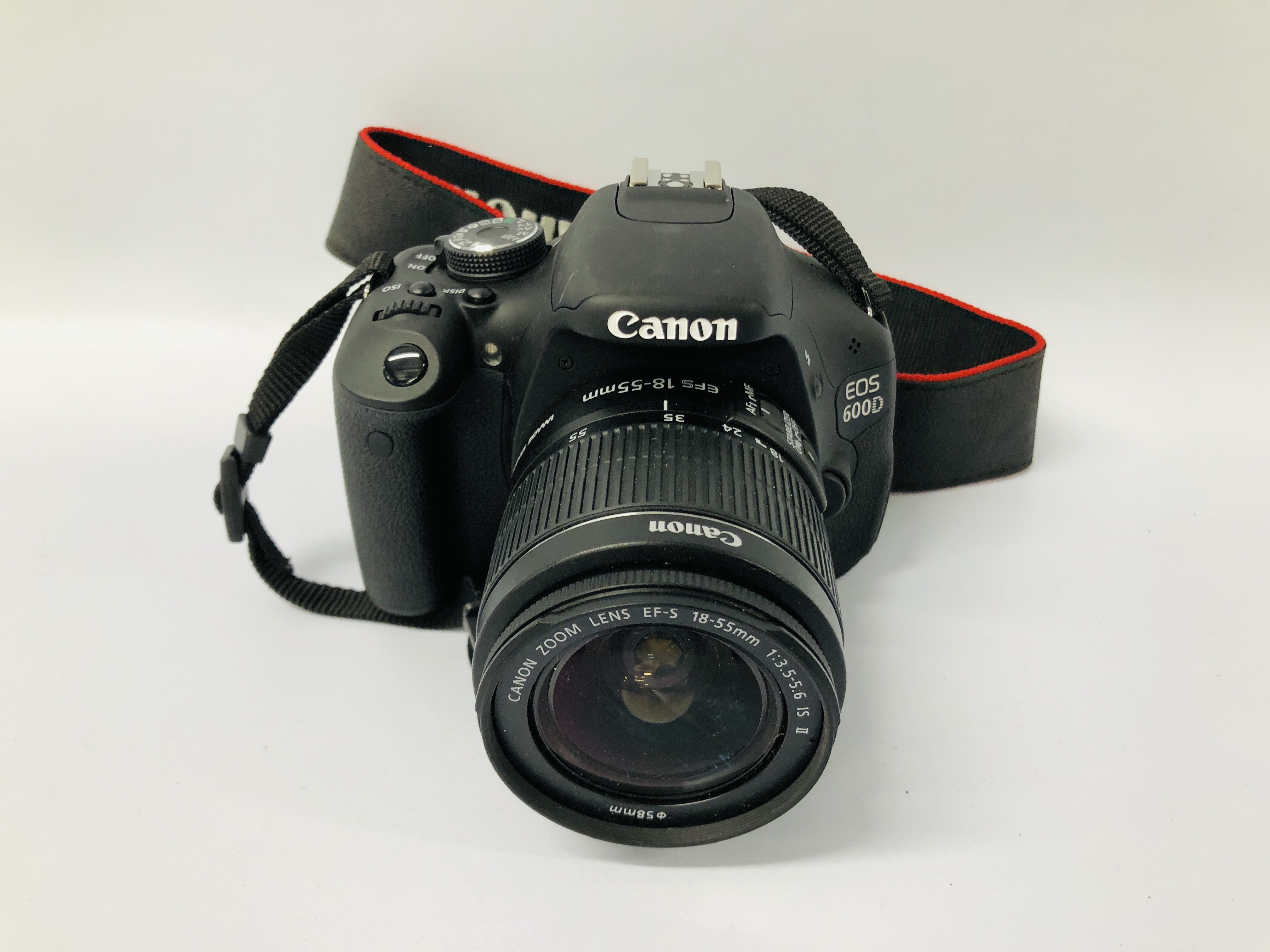 CANON EOS 600D DIGITAL SLR CAMERA BODY FITTED CANON EFS 18-55 MM LENS S/N 223076025193 - SOLD AS - Image 2 of 6
