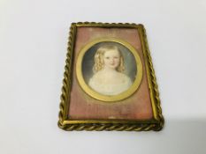 ANTIQUE HANDPAINTED MINATURE OF A YOUNG GIRL IN A BRASS TWIST FRAME H 11CM X W 7.5CM.