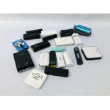 A BOX CONTAINING 20 X VARIOUS POWERBANK BATTERY BACKUPS TO INCLUDE RAVPOWER, ANKER,