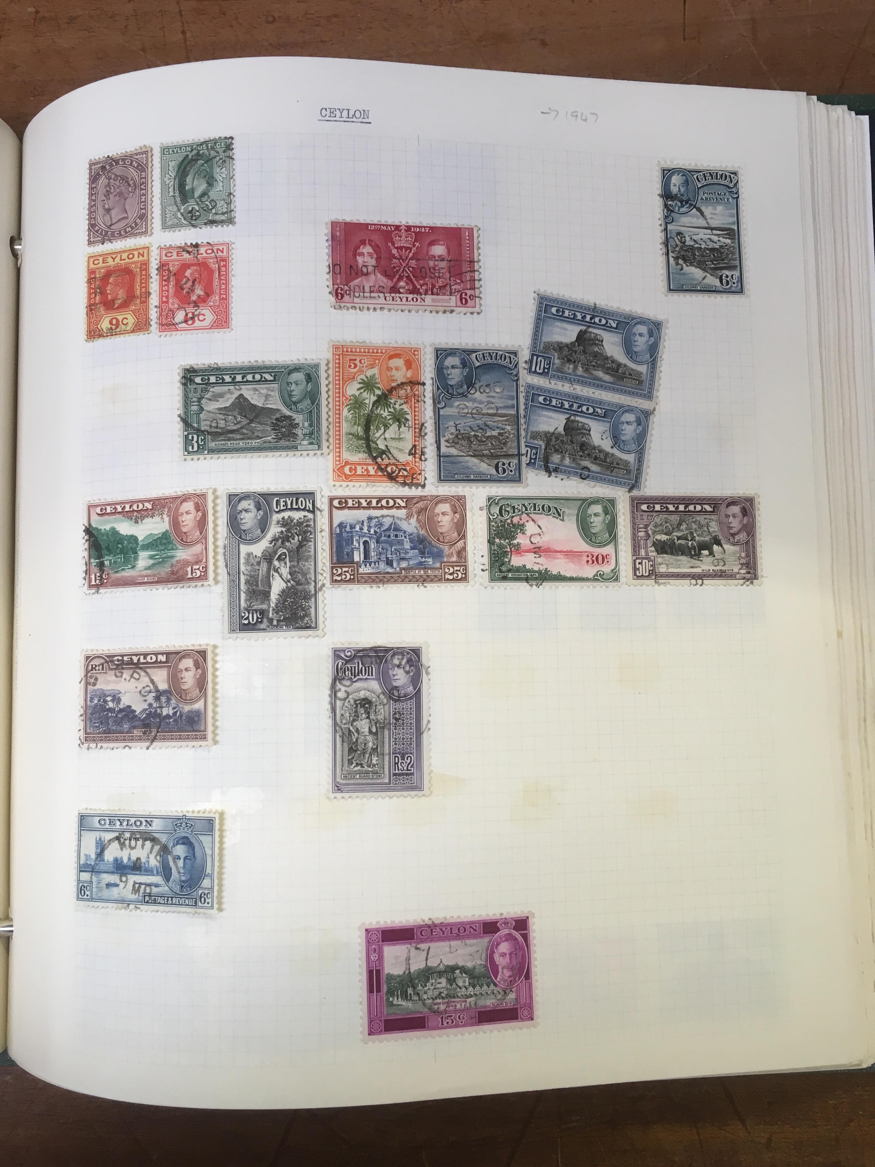 BOX WITH ALL WORLD STAMP COLLECTION IN FOUR "DEVON" ALBUMS ALSO CATALOGUES ETC. - Image 4 of 6