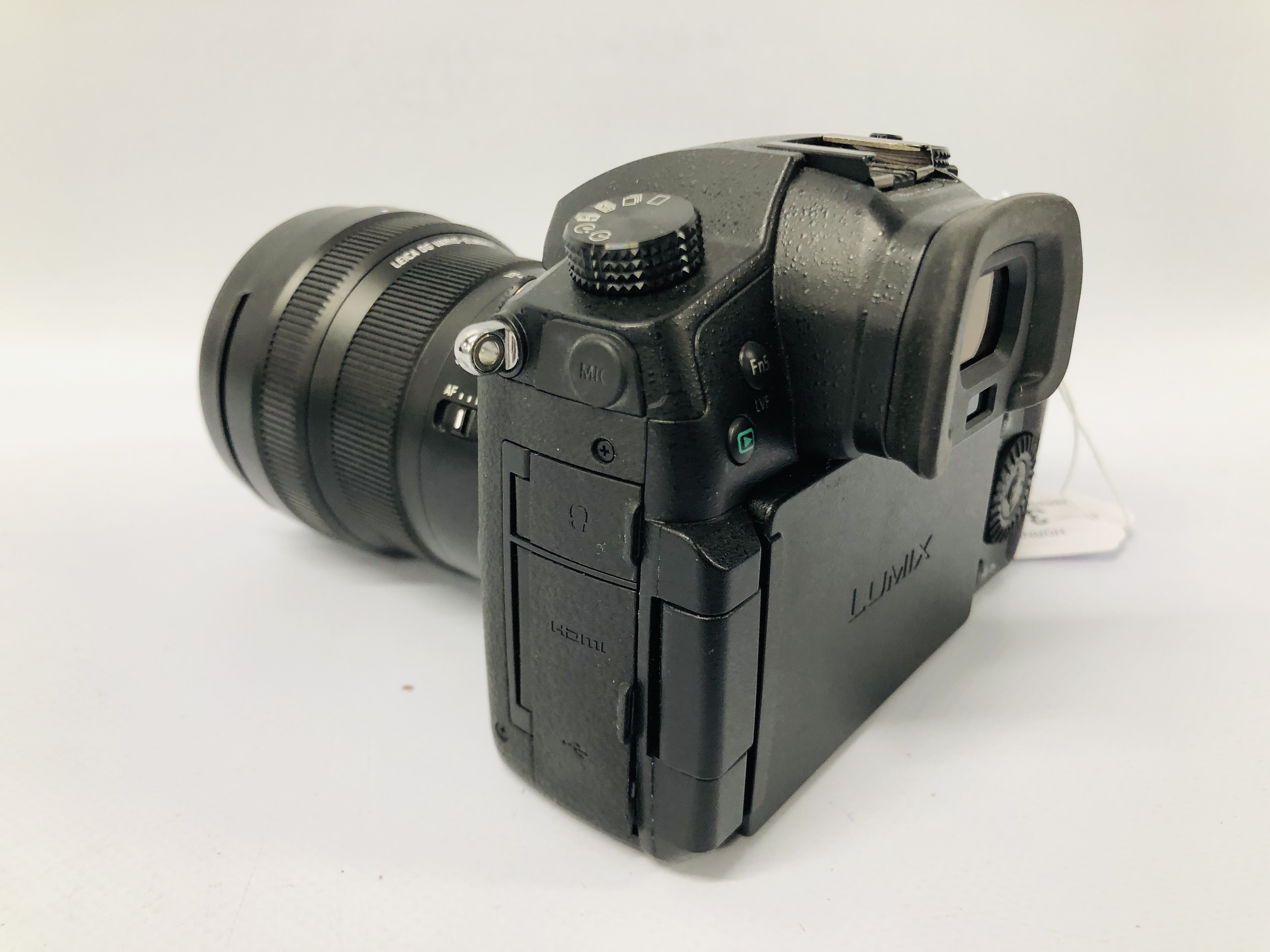 PANASONIC LUMIX GH5 DIGITAL SLR CAMERA BODY FITTED WITH LUMIX 8-18MM LEICA DG VARIO - ELMARIT LENS - Image 4 of 8