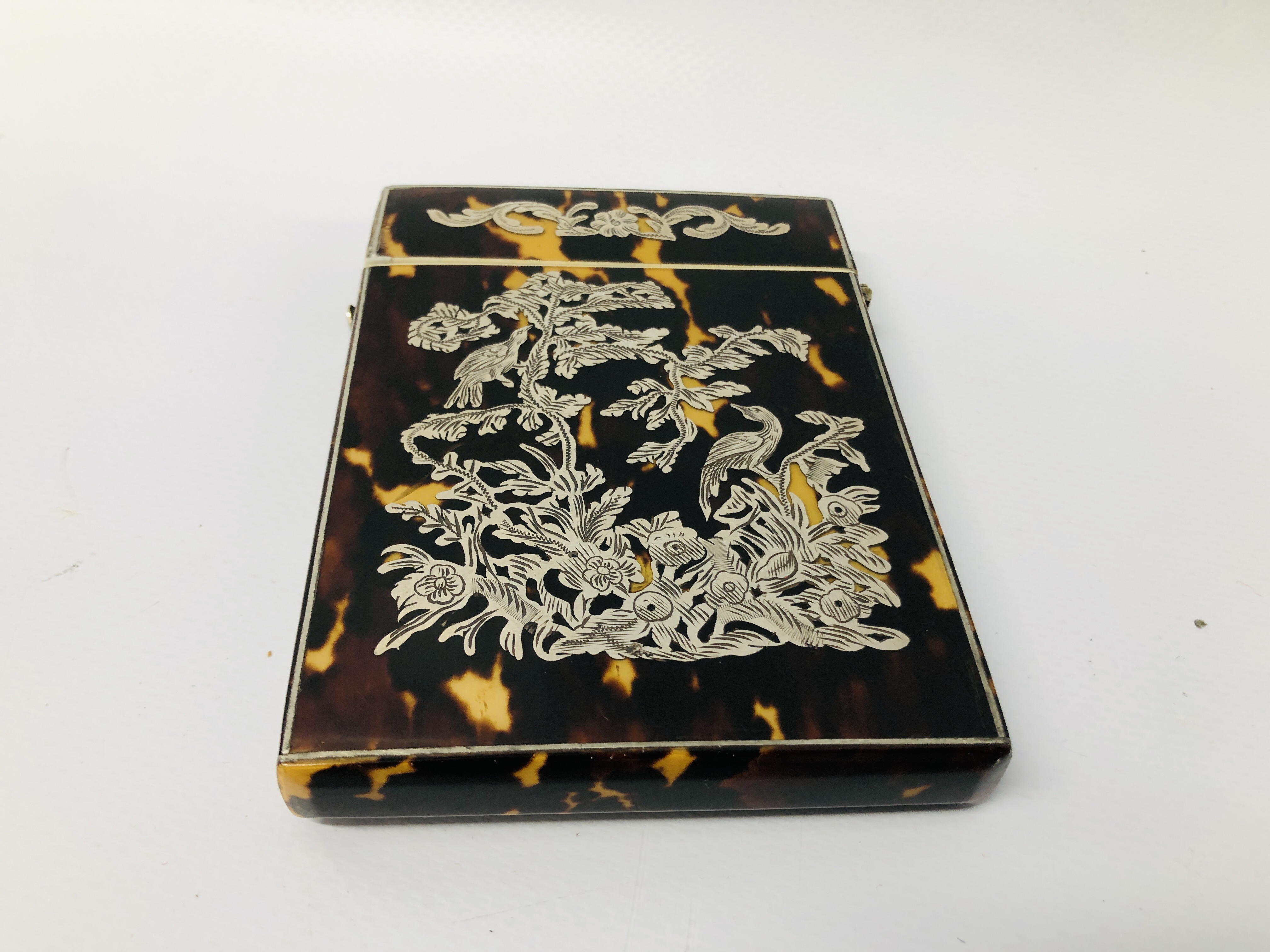 ANTIQUE TORTOISE SHELL SILVER INLAID CARD CASE. - Image 7 of 7