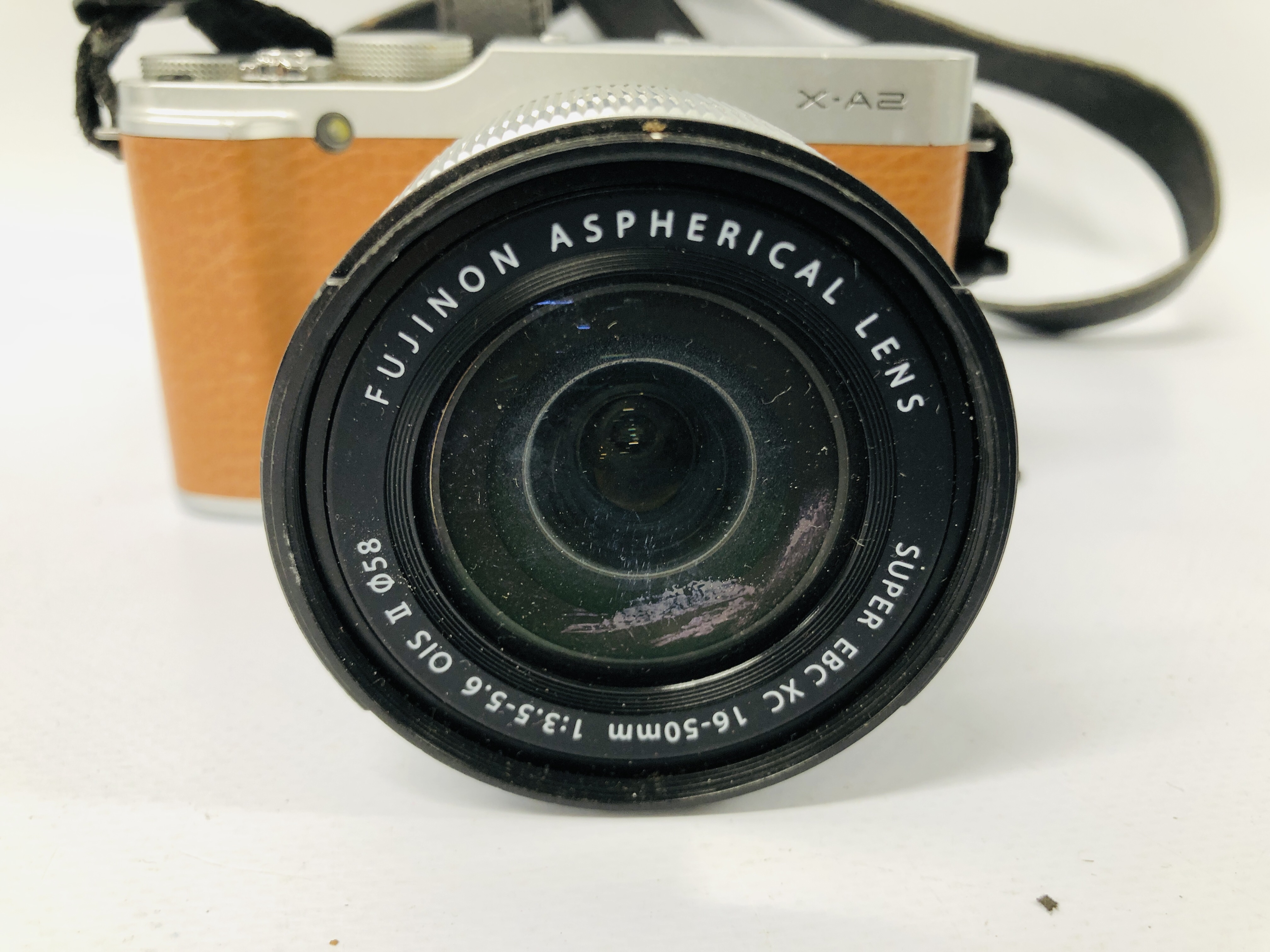 FUJIFILM X-A2 DIGITAL CAMERA FITTED WITH FUJIFILM XC 16-50 MM LENS (NO BATTERY) S/N 55L04338 - SOLD - Image 2 of 5