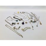 BOX OF ASSORTED SILVER AND WHITE METAL JEWELLERY TO INCLUDE DESIGNER RINGS, NECKLACES, ETC.