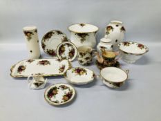 16 PIECES OF ROYAL ALBERT OLD COUNTRY ROSES BONE CHINA TO INCLUDE CHRISTMAS MAGIC BOWL, VASE,