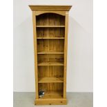 EARSHAM HALL PINE NARROW BOOKSHELF H 183CM, W 61CM, D 30CM.