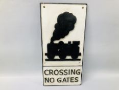 (R) LEVEL CROSSING TRAIN SIGN