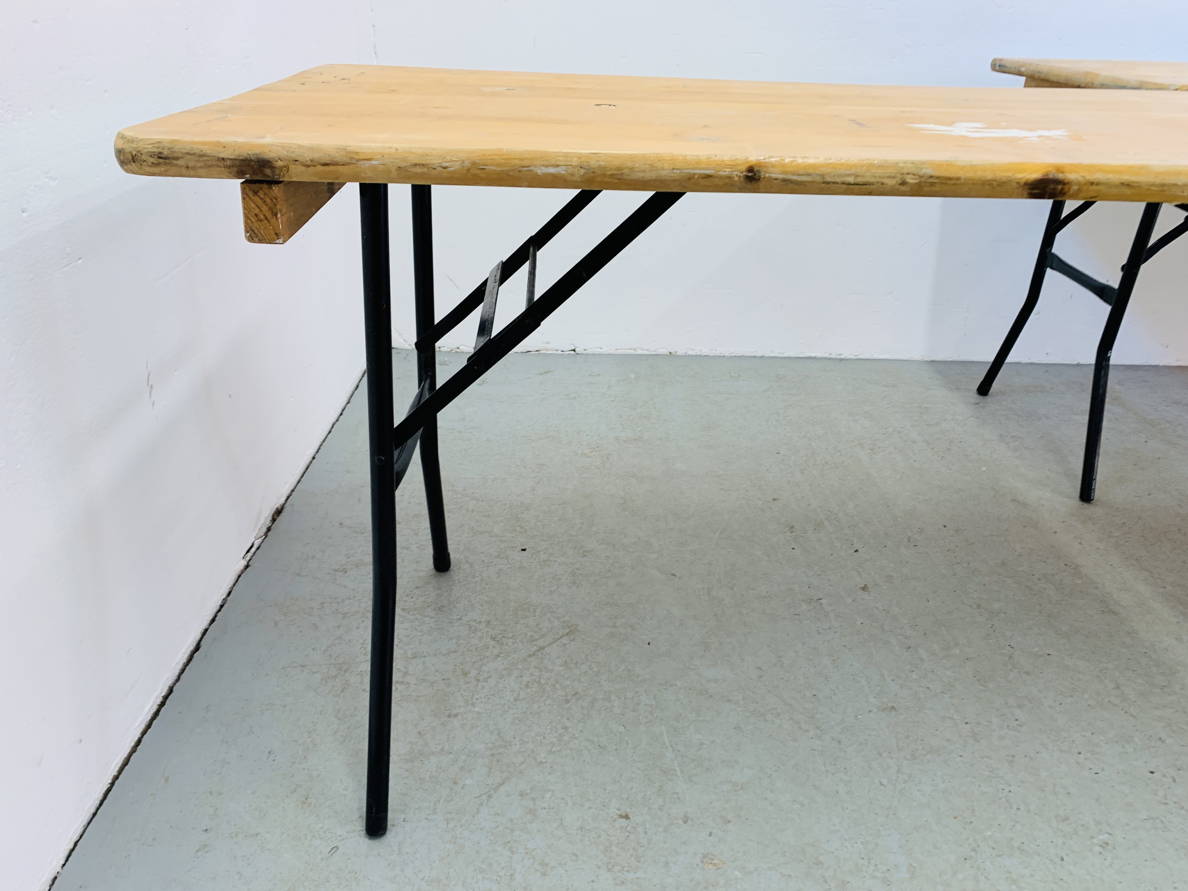 3 X COLLAPSIBLE PINE TABLES ON METAL LEGS - Image 6 of 7