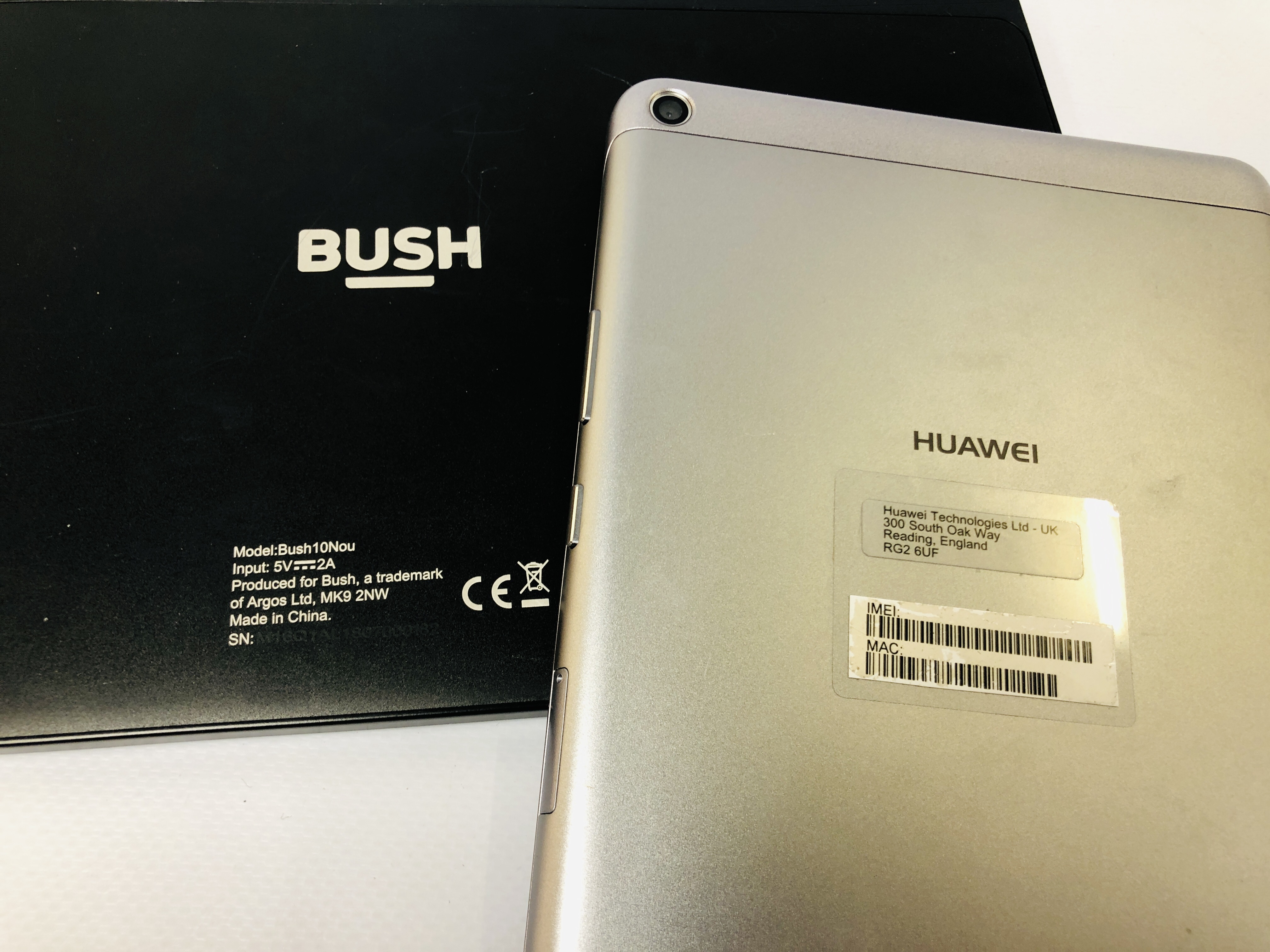 HAUWEI K06 - L09 TABLET AND BUSH 10NOU TABLET - SOLD AS SEEN - Image 4 of 6