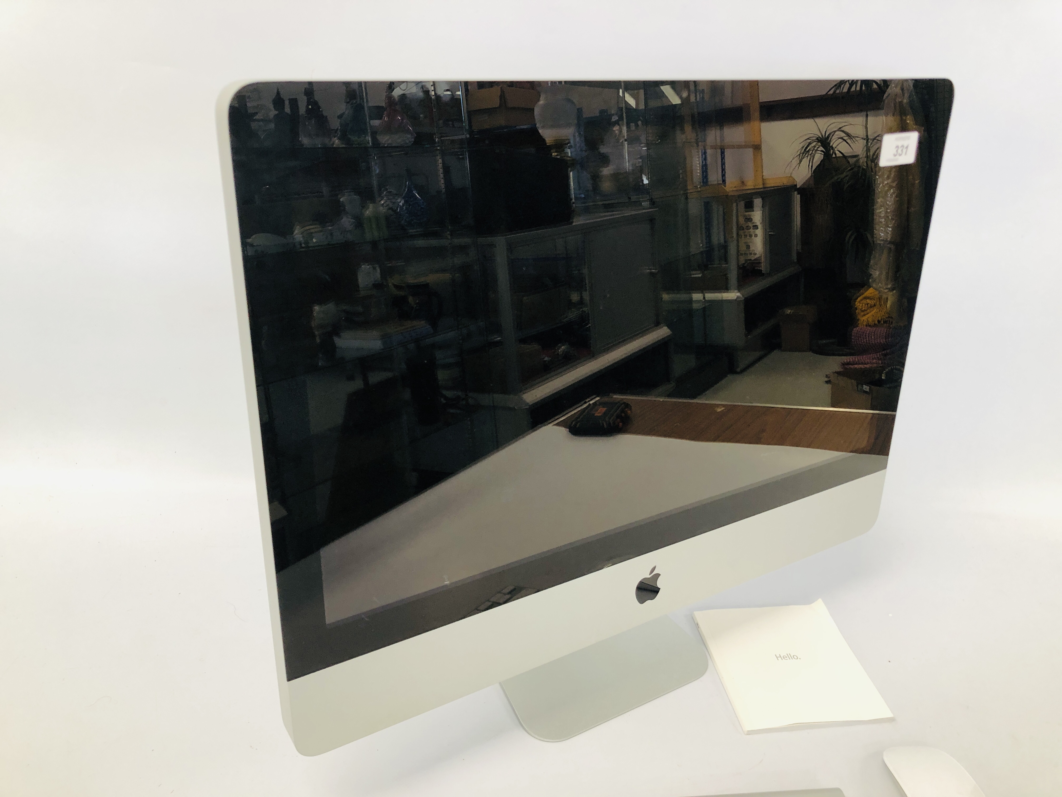 APPLE IMAC DESKTOP COMPUTER MODEL A1311 WITH KEYBOARD AND MOUSE - SOLD AS SEEN - Image 4 of 6
