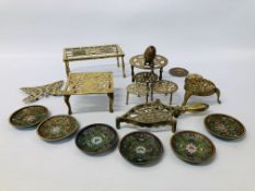 COLLECTION OF ASSORTED BRASSWARE TO INCLUDE VARIOUS TRIVETS, 6 ENAMELLED PLATES, ETC.