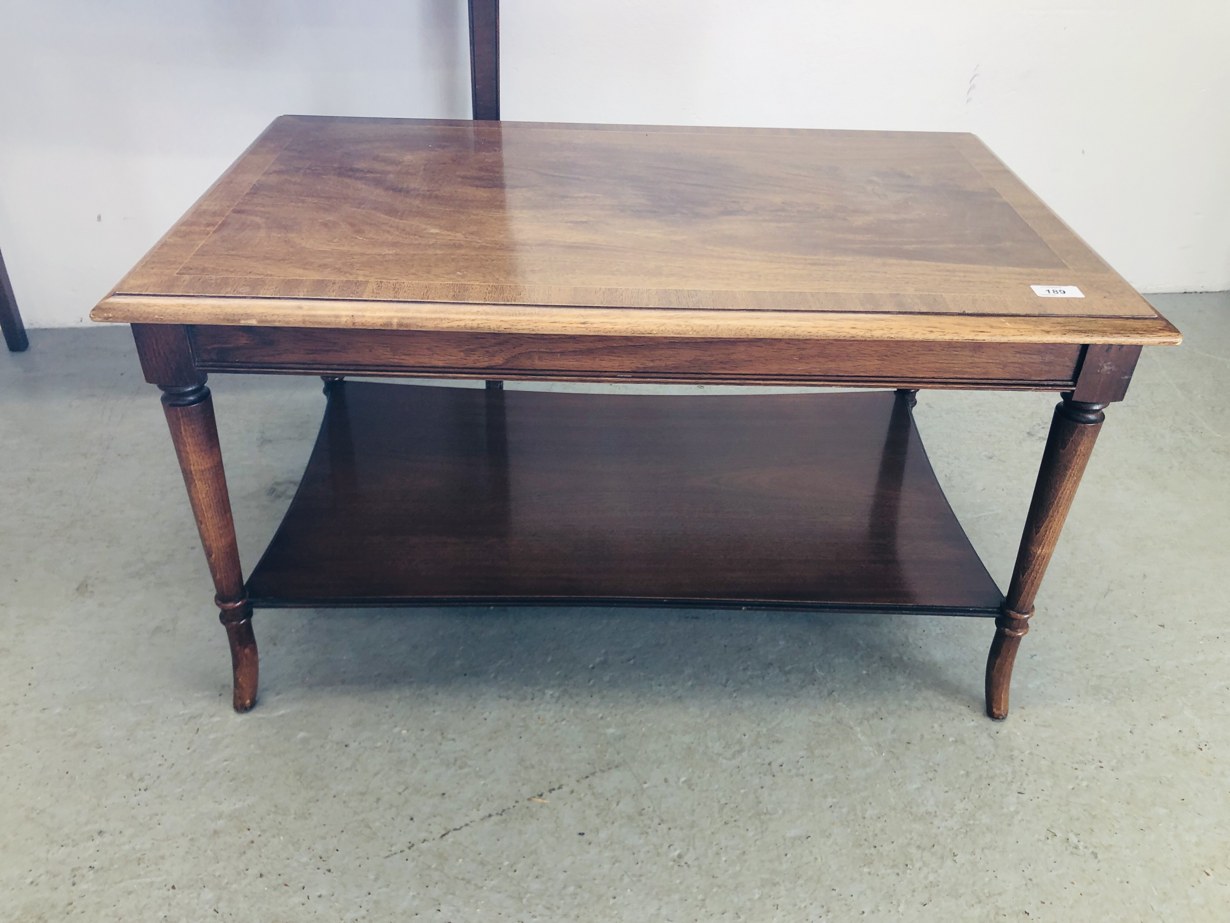 REPRODUCTION MAHOGANY FINISH COFFEE TABLE, BRADLEY MAKERS LABEL H 48CM, W 55CM, - Image 3 of 13