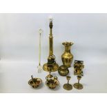 BOX OF ASSORTED BRASSWARE TO INCLUDE A VASE, LAMP BASE, CANDLESTICKS, DESIGNER TOAST RACK, ETC.