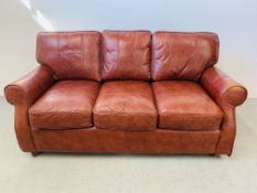 A MODERN TAN LEATHER THREE SEATER SOFA LENGTH 180CM.