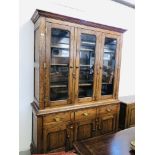 A SUPERB QUALITY REPRODUCTION SOLID OAK DISPLAY CABINET WITH DRESSER BASE WIDTH 165CM. DEPTH 50CM.