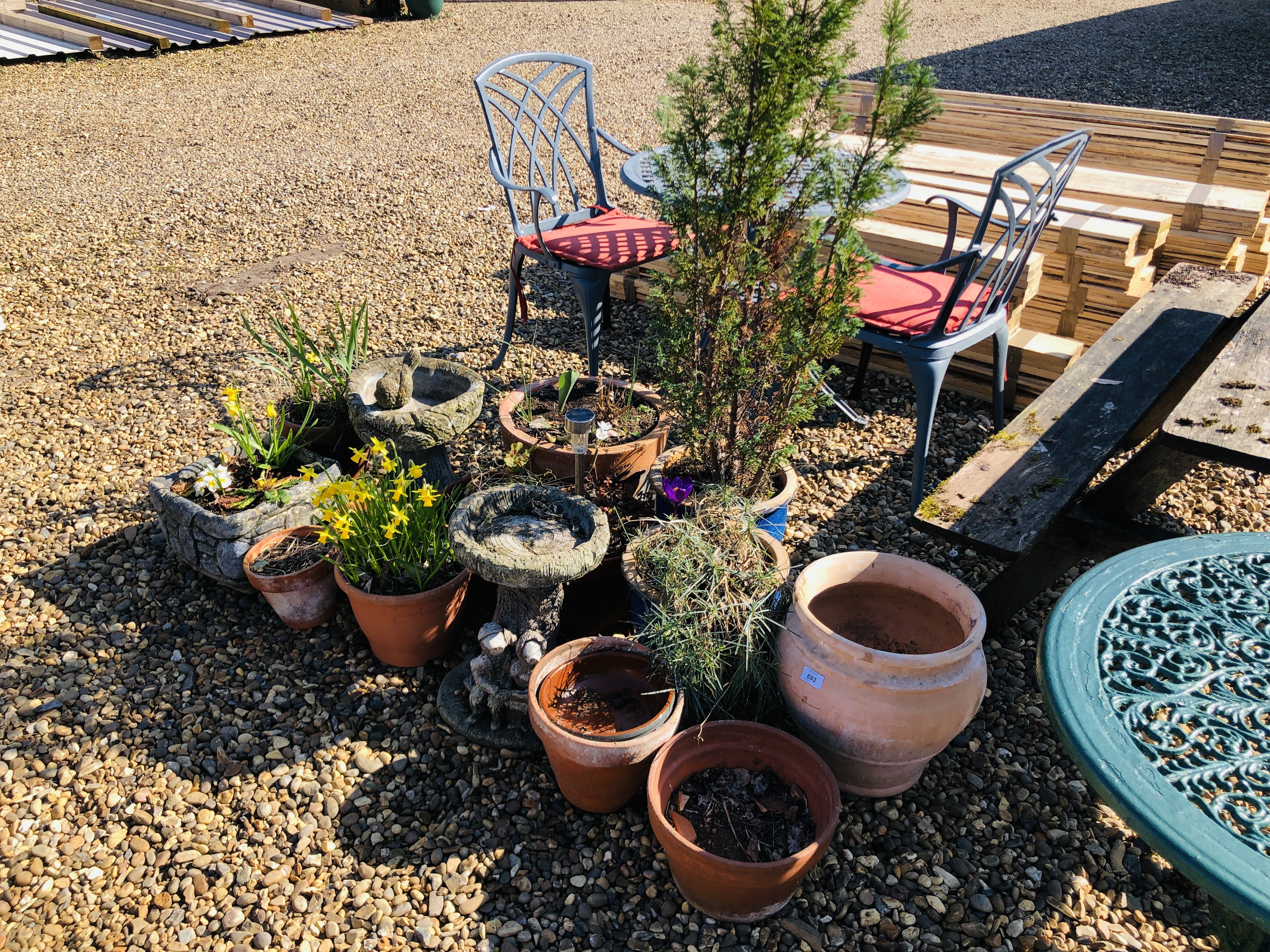 COLLECTION OF 13 GARDEN PLANTERS TO INCLUDE BRICK EFFECT, TERRACOTTA, GLAZED, ETC.