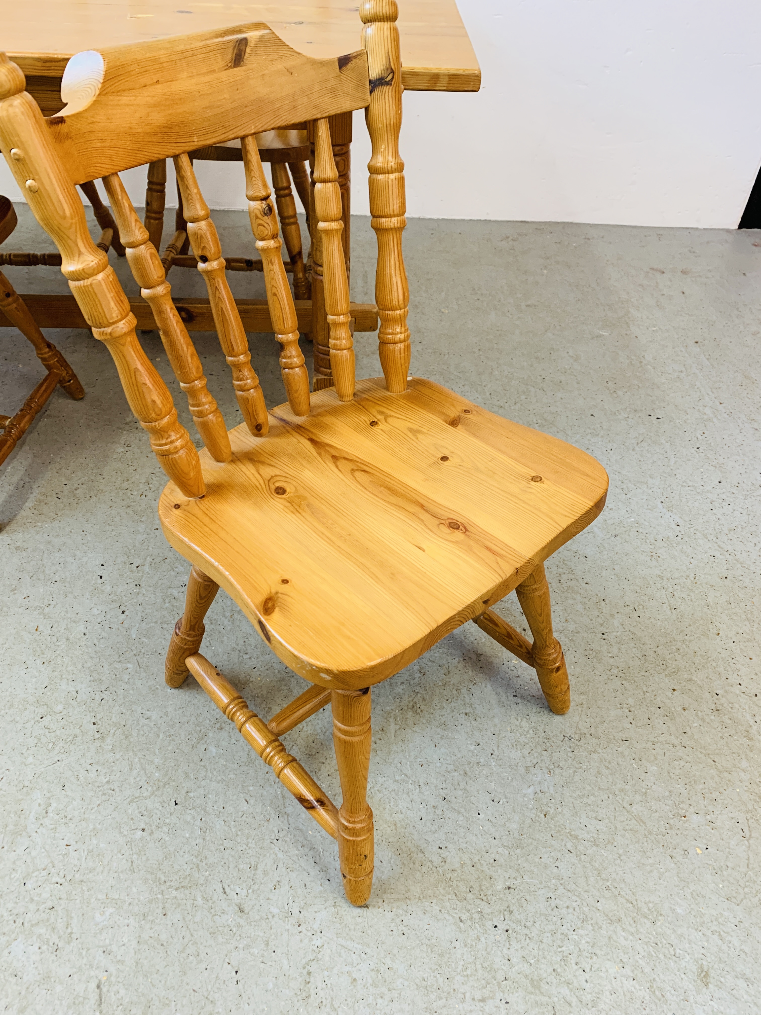 A PINE KITCHEN TABLE COMPLETE WITH FOUR SOLID PINE KITCHEN CHAIRS (TABLE 152CM. X 76CM. - Image 9 of 14