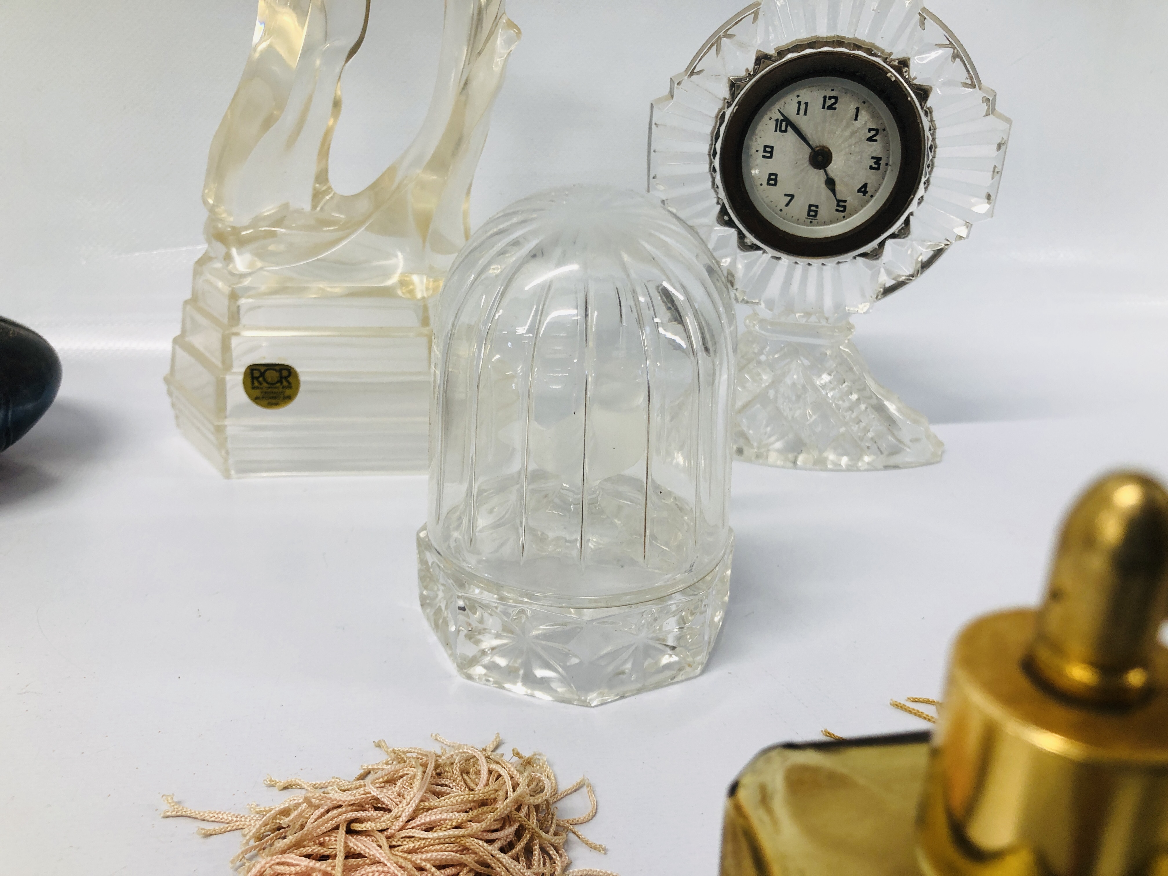 6 X ASSORTED PERFUME BOTTLES, RCR CRYSTAL DANCING GROUP, VINTAGE GLASS DRESSING TABLE CLOCK, ETC. - Image 7 of 12