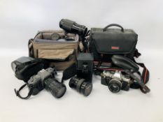 BOX OF ASSORTED CAMERAS AND EQUIPMENT TO INCLUDE PENTAX P30T WITH CARRY BAG AND ACCESSORIES,