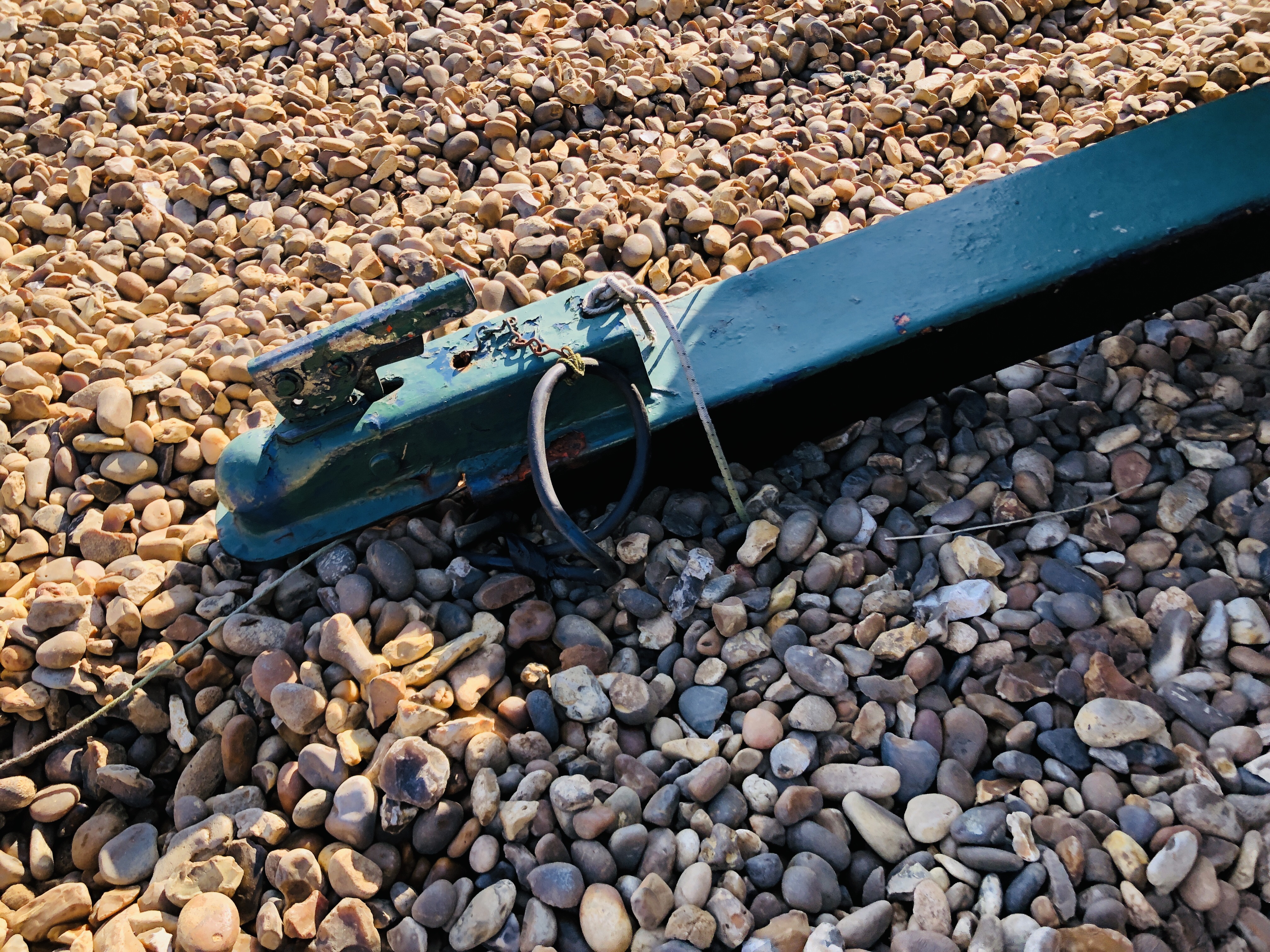 A SINGLE AXLE CAR TRAILER AND SPARE WHEEL 154CM. X 95CM. - Image 4 of 7