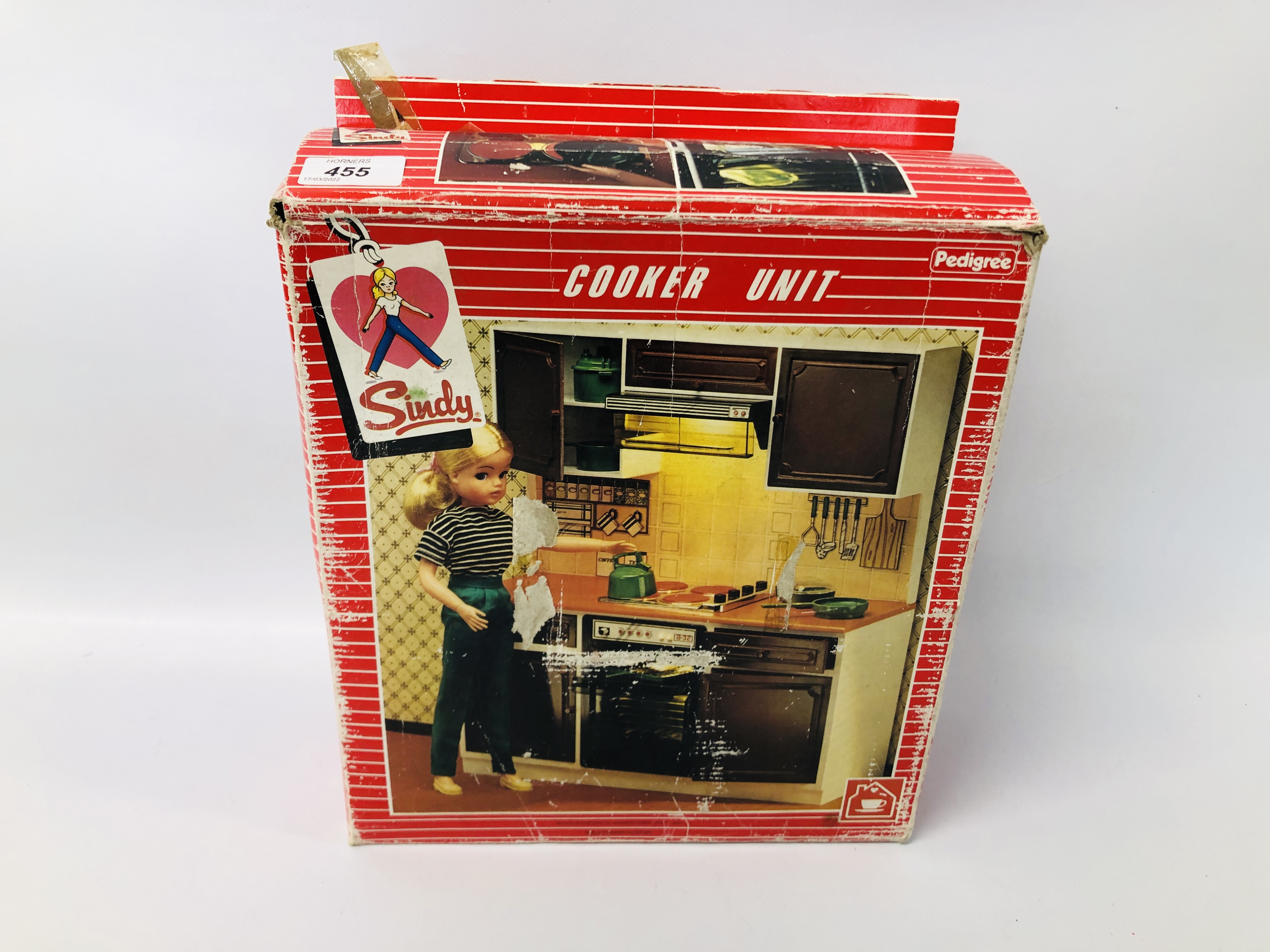 VINTAGE SINDY PEDIGREE COOKER UNIT IN ORIGINAL BOX.