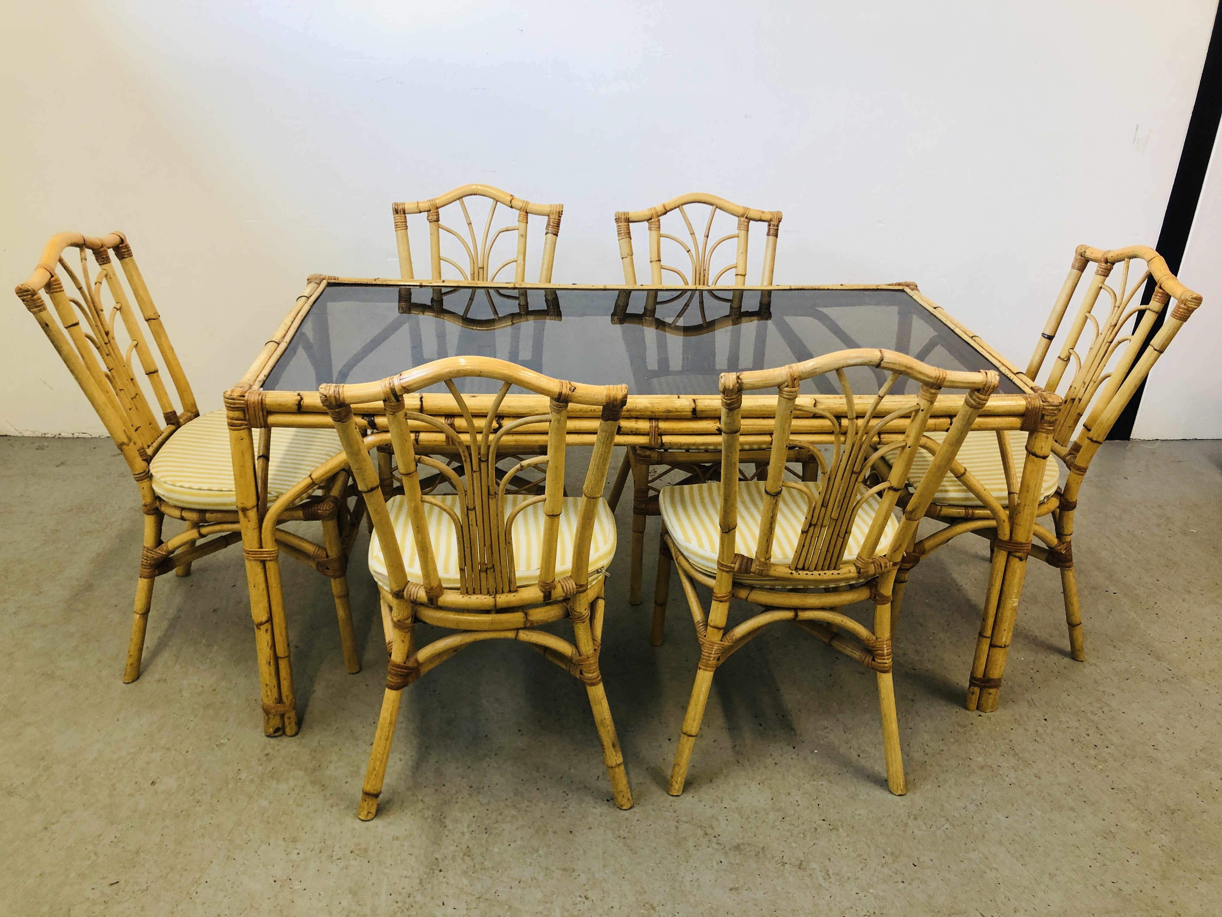 A BAMBOO FRAMED DINING SET - THE RECTANGULAR DINING TABLE WITH SMOKED GLASS TO TOP 160 X 85 CM. - Image 2 of 6