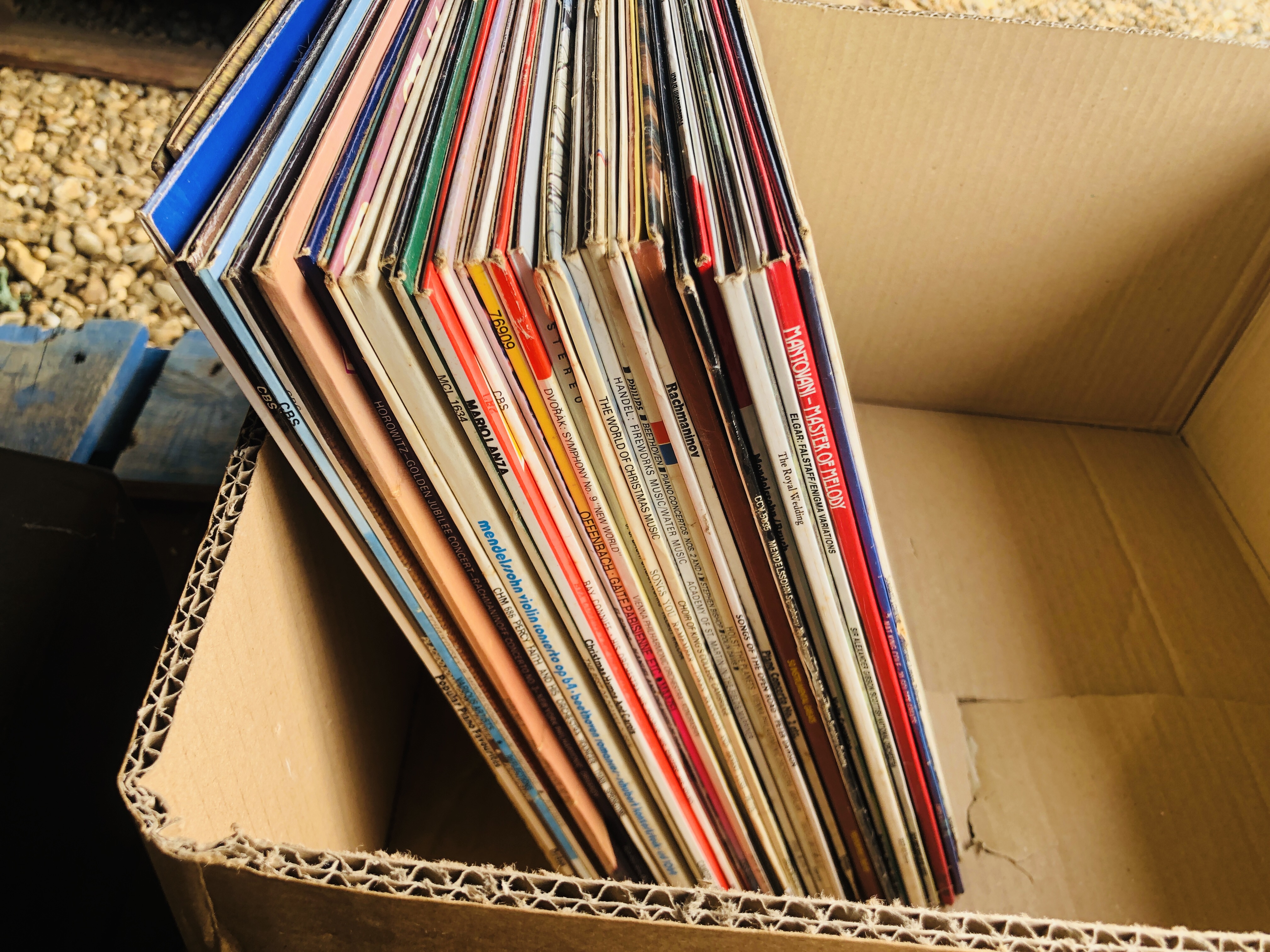 COLLECTION OF ASSORTED RECORDS ALONG WITH A READERS DIGEST STEREOGRAM 2000 DE LUXE AND A VINTAGE - Image 3 of 9