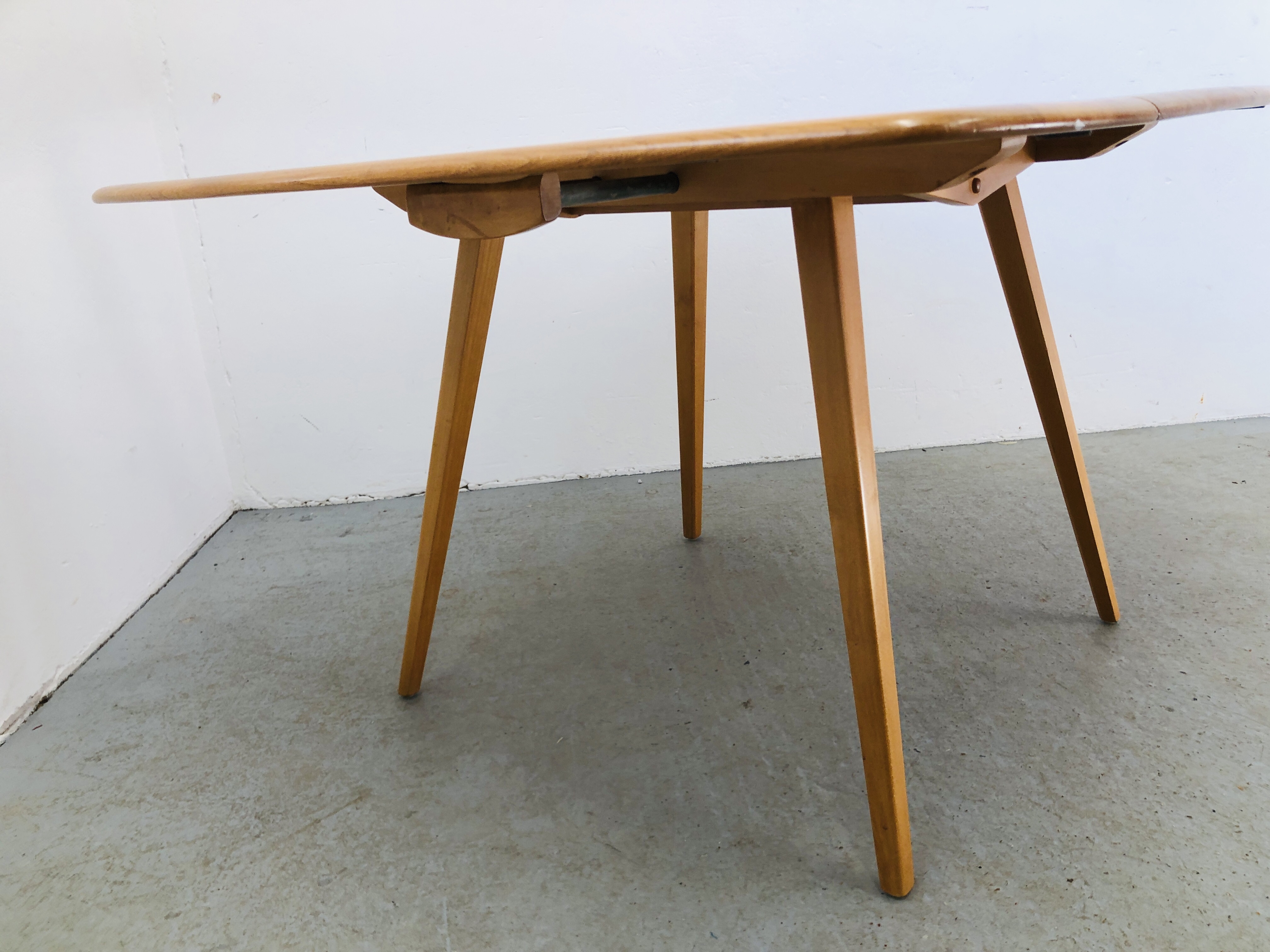 A BLONDE ERCOL DROP DINING TABLE - Image 5 of 11